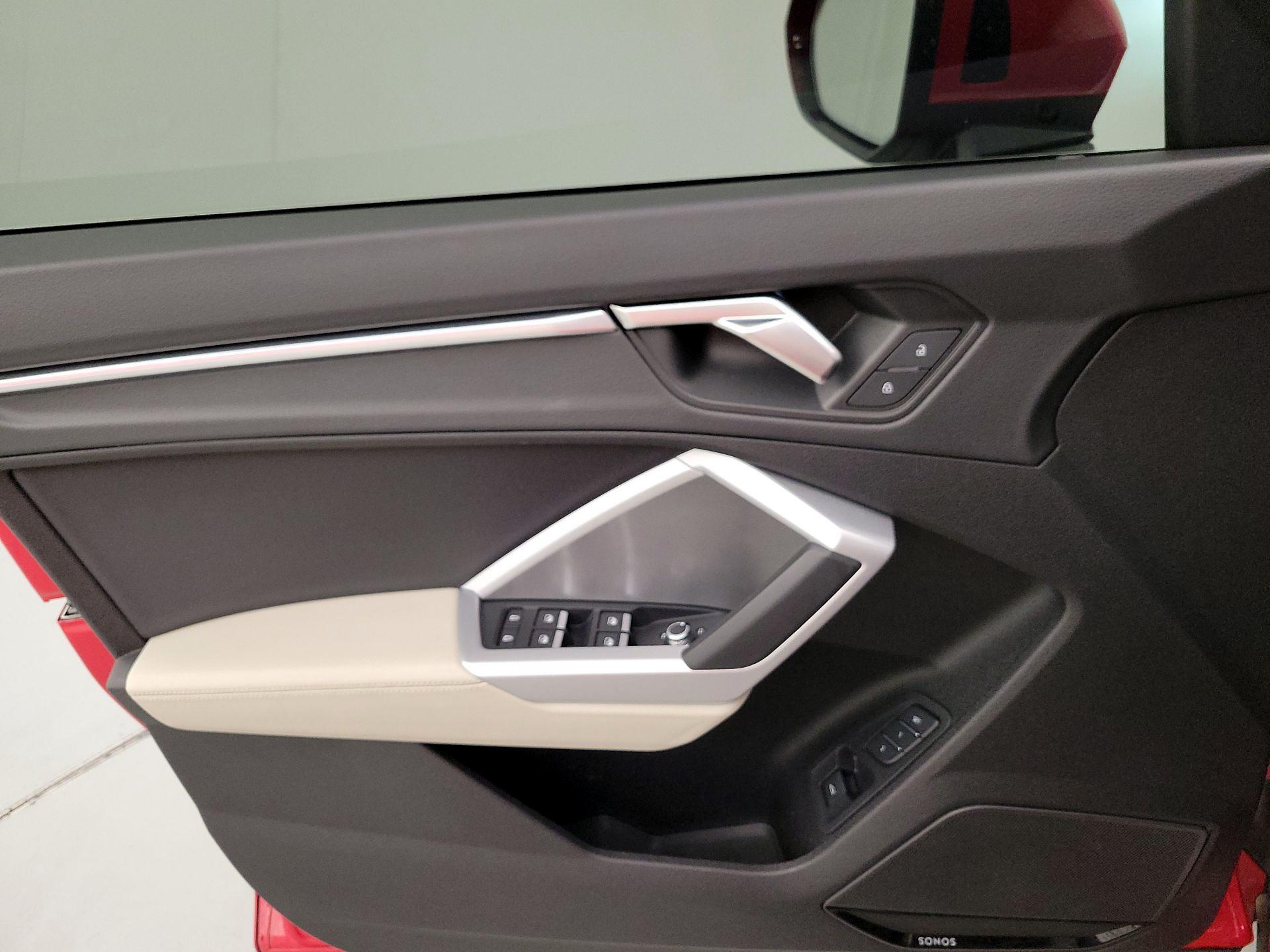 Thumbnail: 2024 Audi Q3 - 12