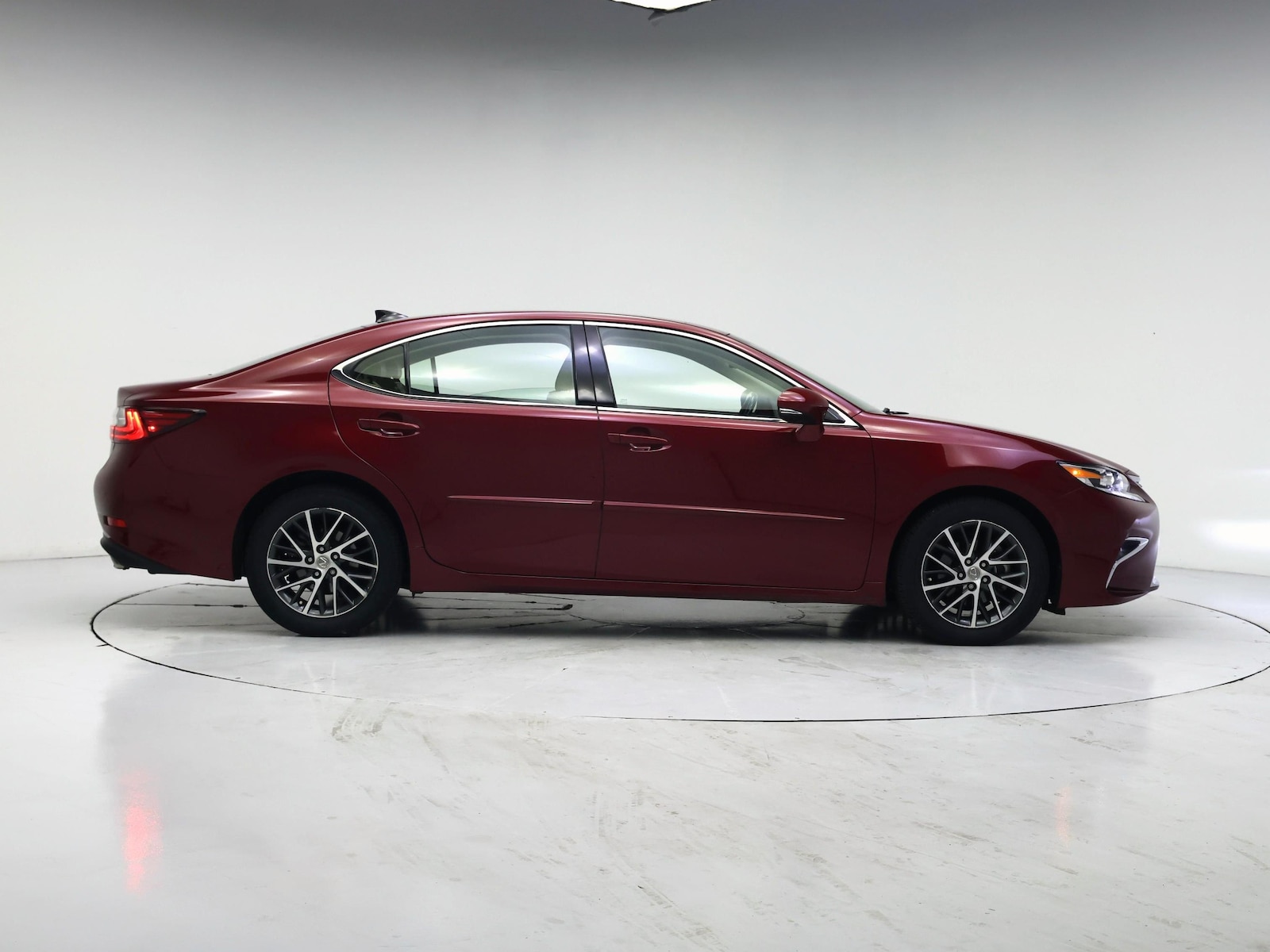 2017 Lexus ES 350 - Photo 8