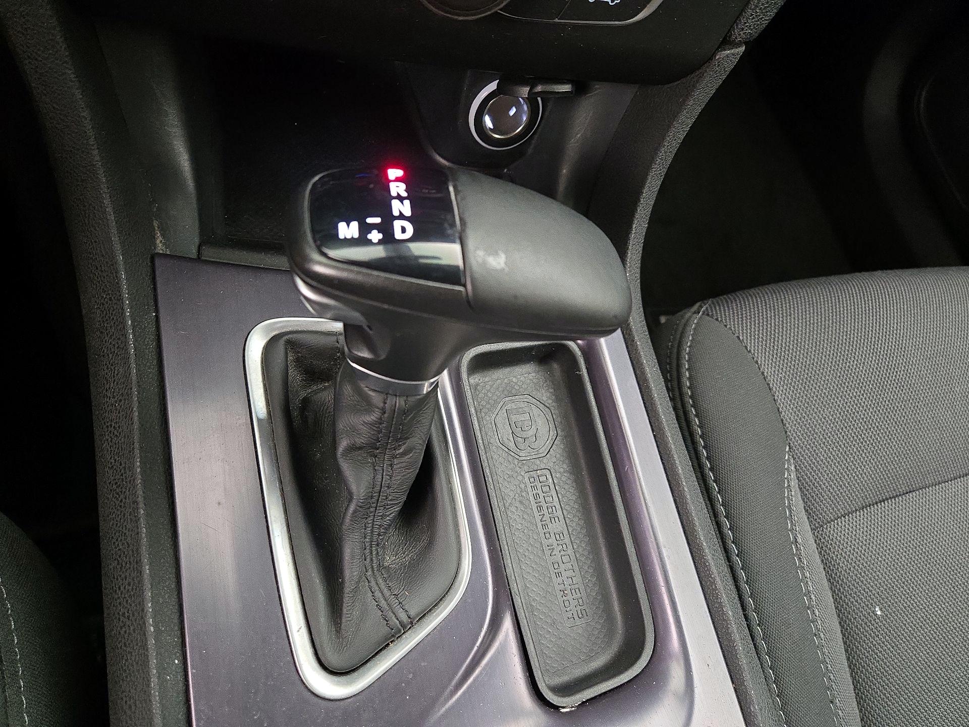 Thumbnail: 2016 Dodge Charger - 16