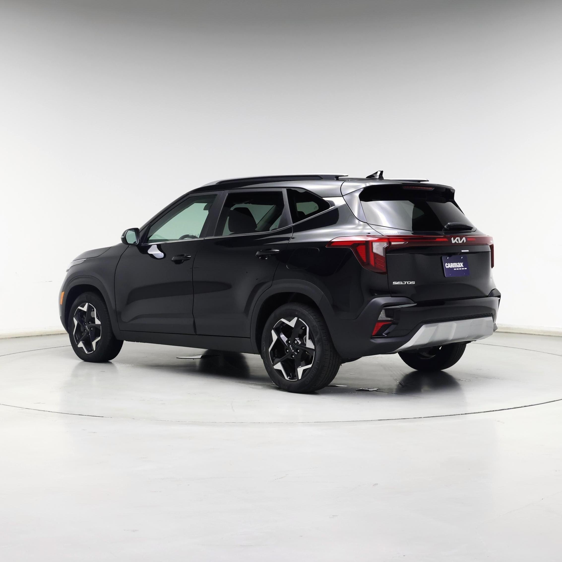 Thumbnail: 2024 Kia Seltos - 2