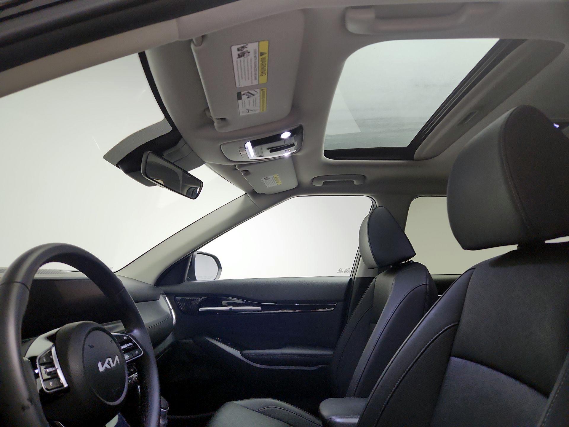 Thumbnail: 2024 Kia Seltos - 20