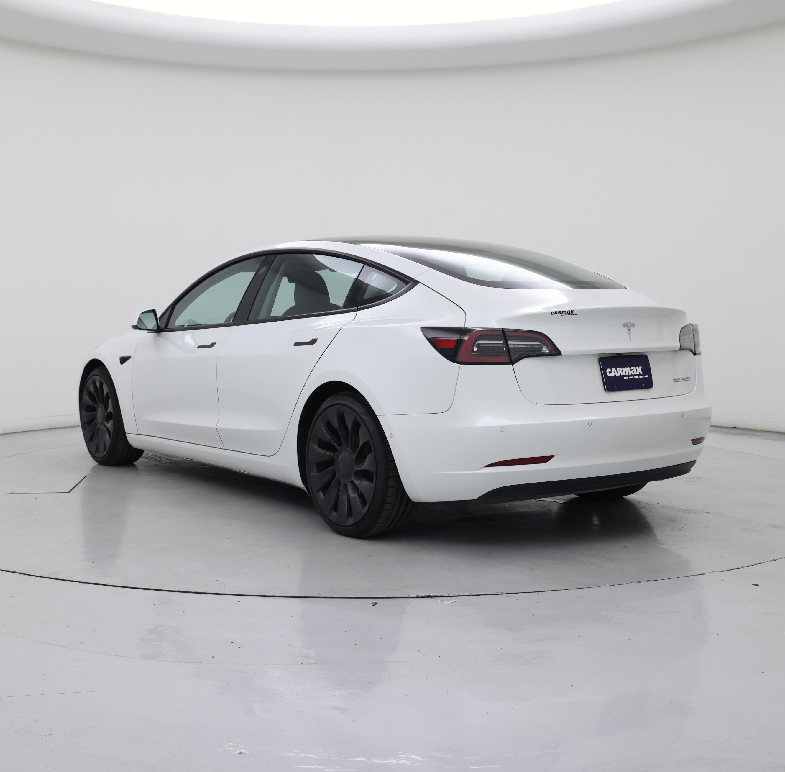 Thumbnail: 2022 Tesla Model 3 - 2