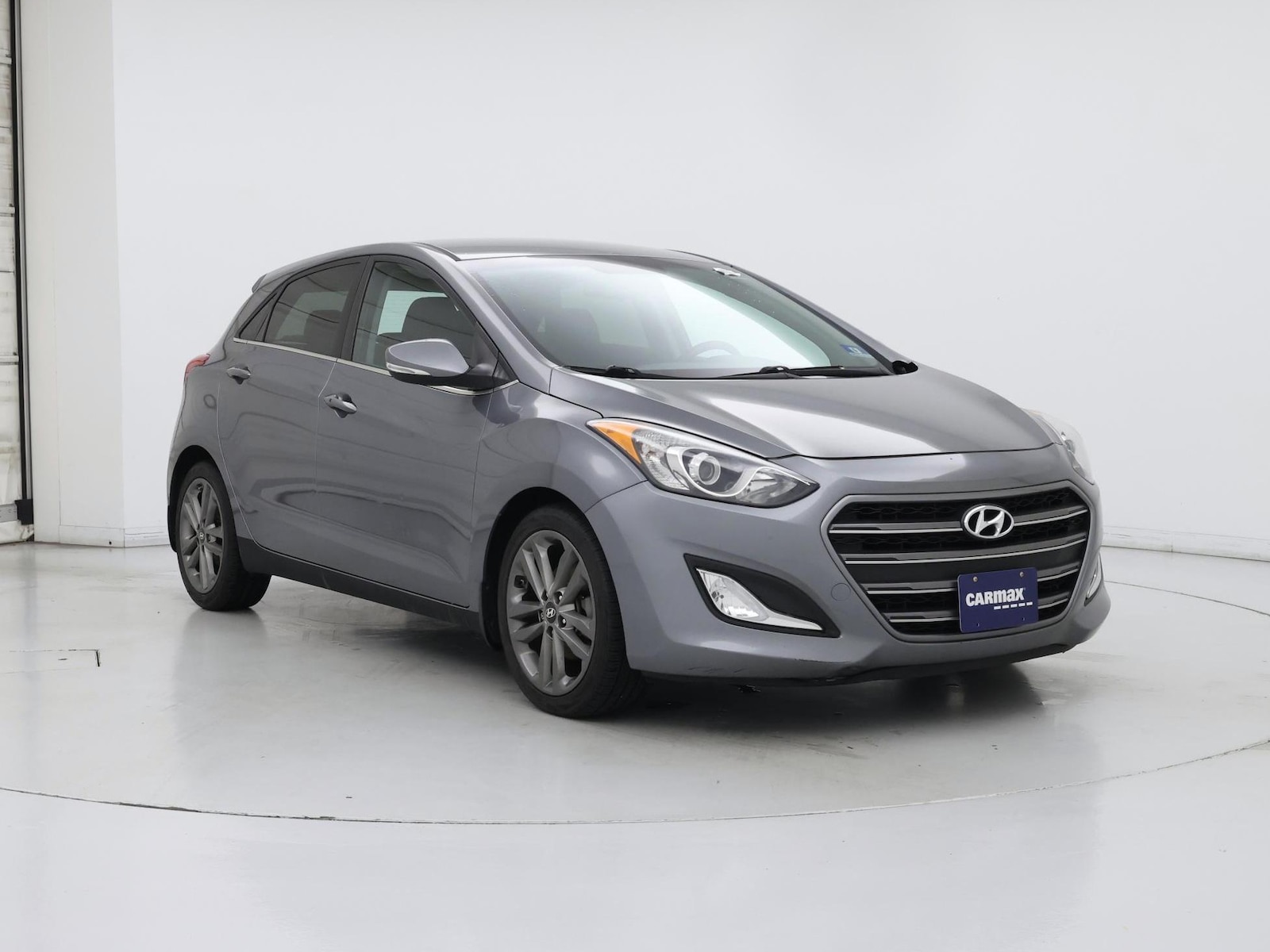 2016 Hyundai Elantra GT Base - Photo 2