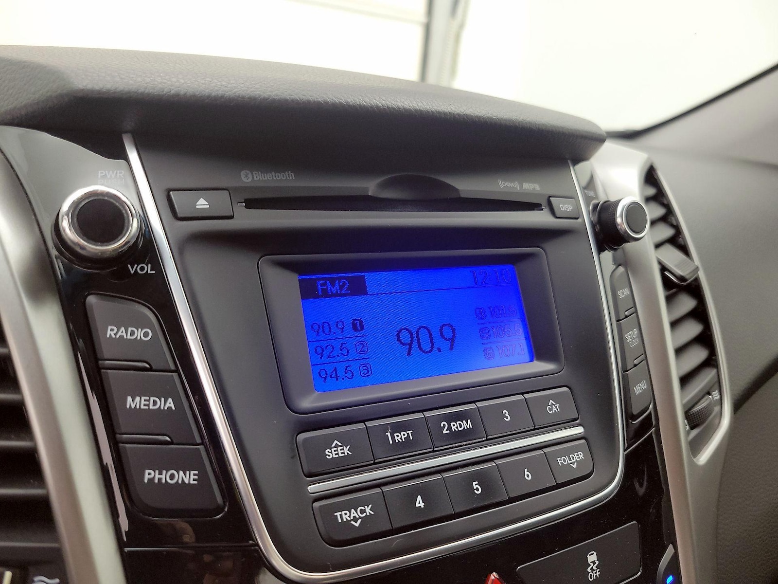 2016 Hyundai Elantra GT Base - Photo 15