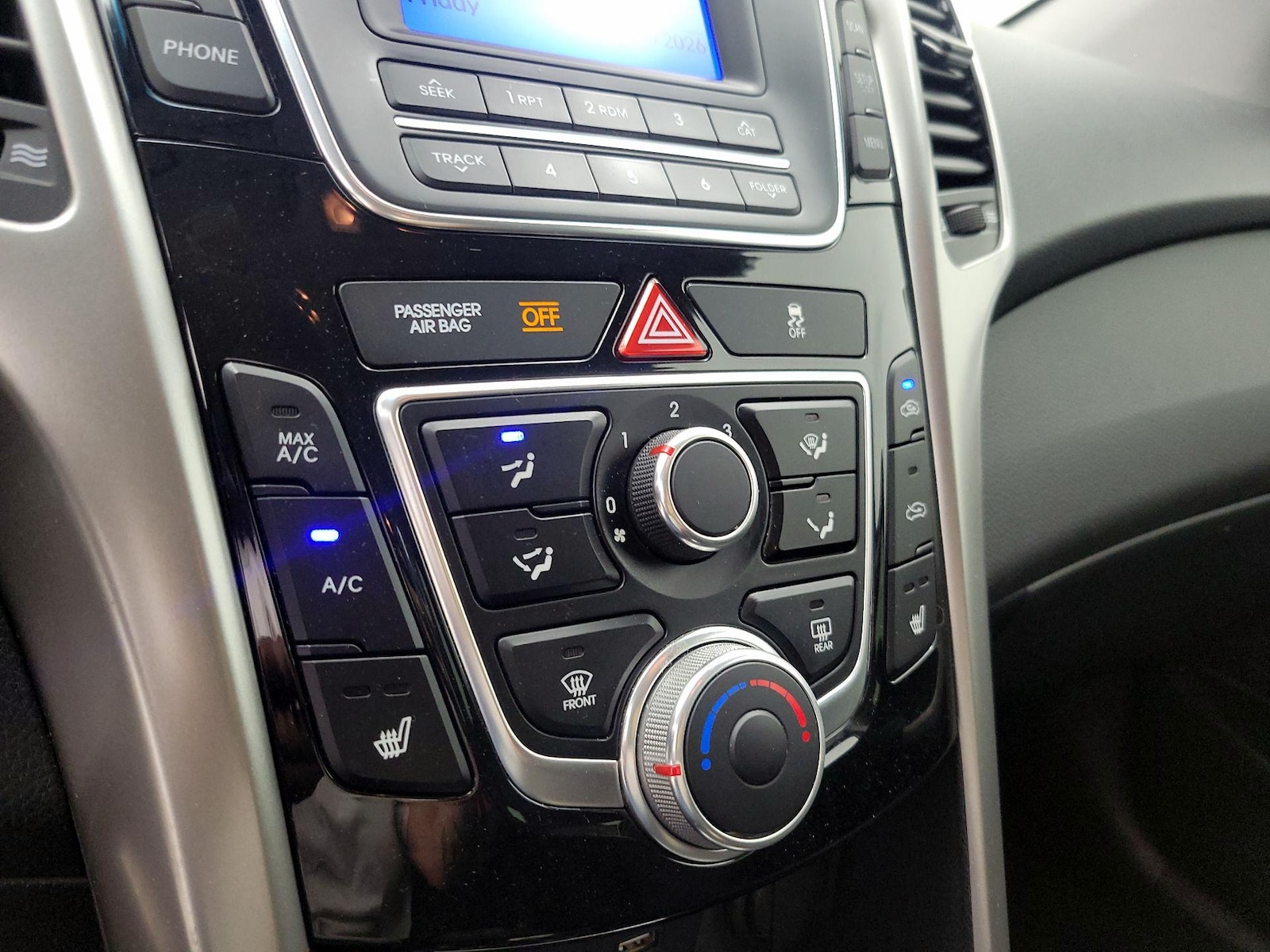2016 Hyundai Elantra GT Base - Photo 16