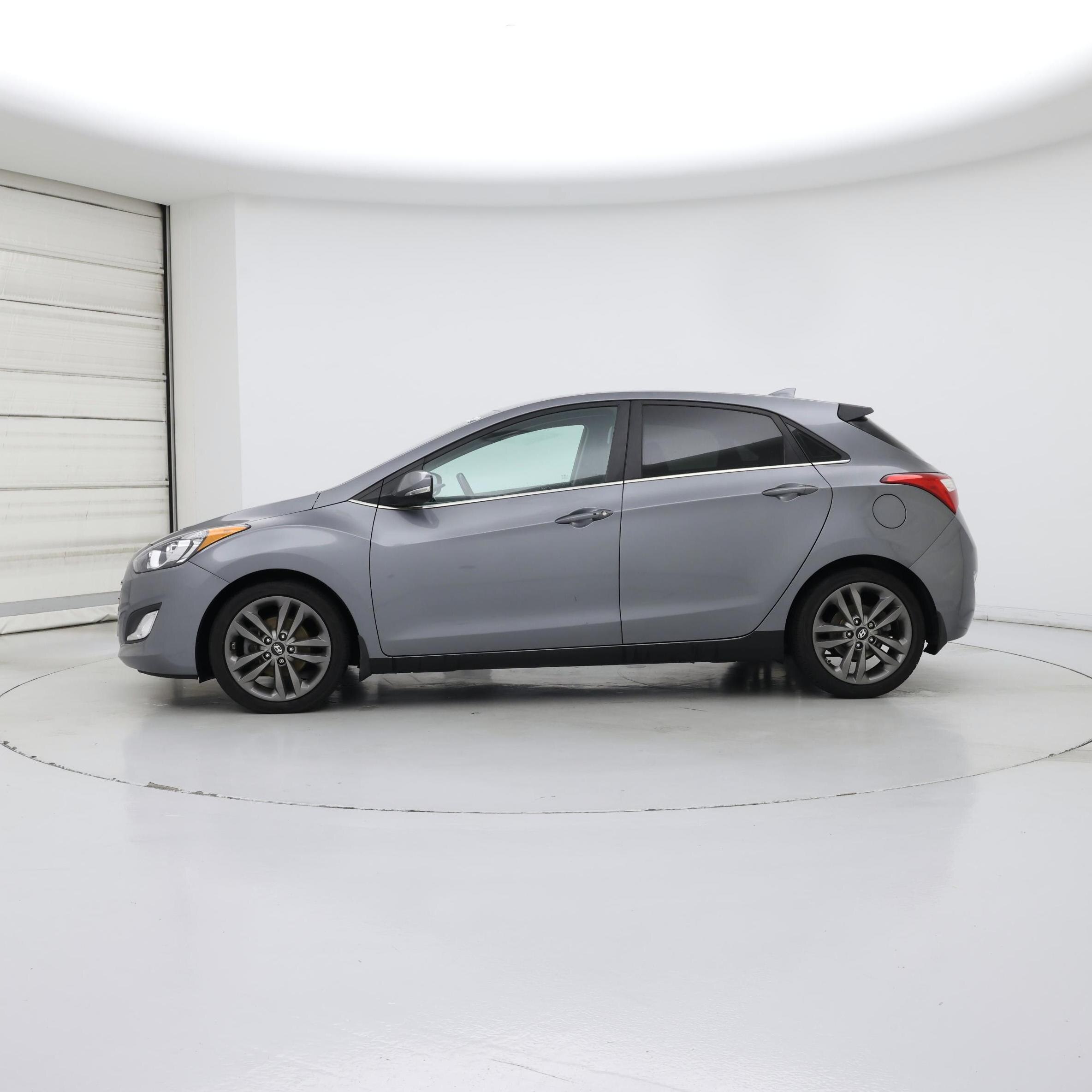 Thumbnail: 2016 Hyundai Elantra - 3
