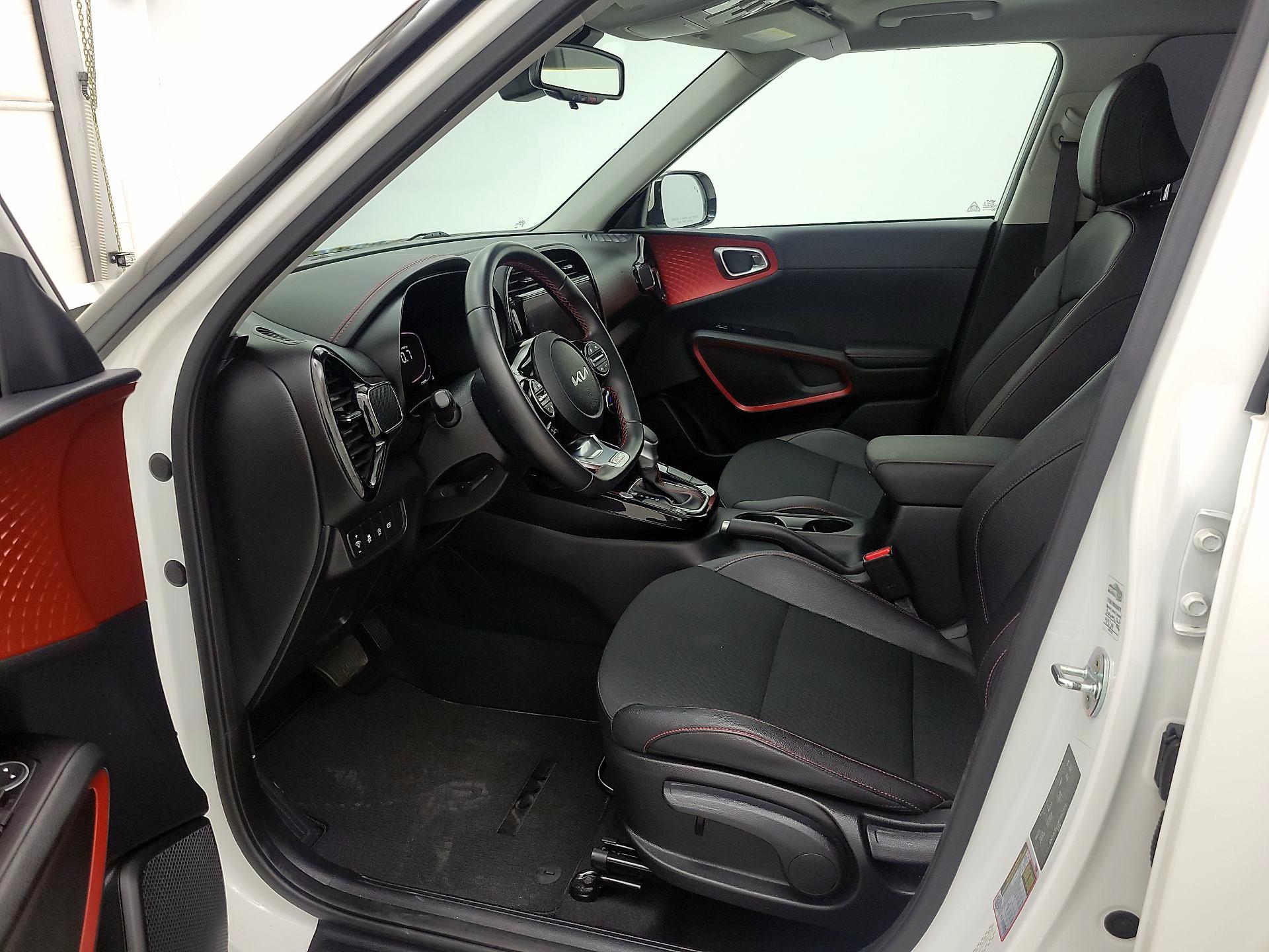 Thumbnail: 2023 Kia Soul - 11