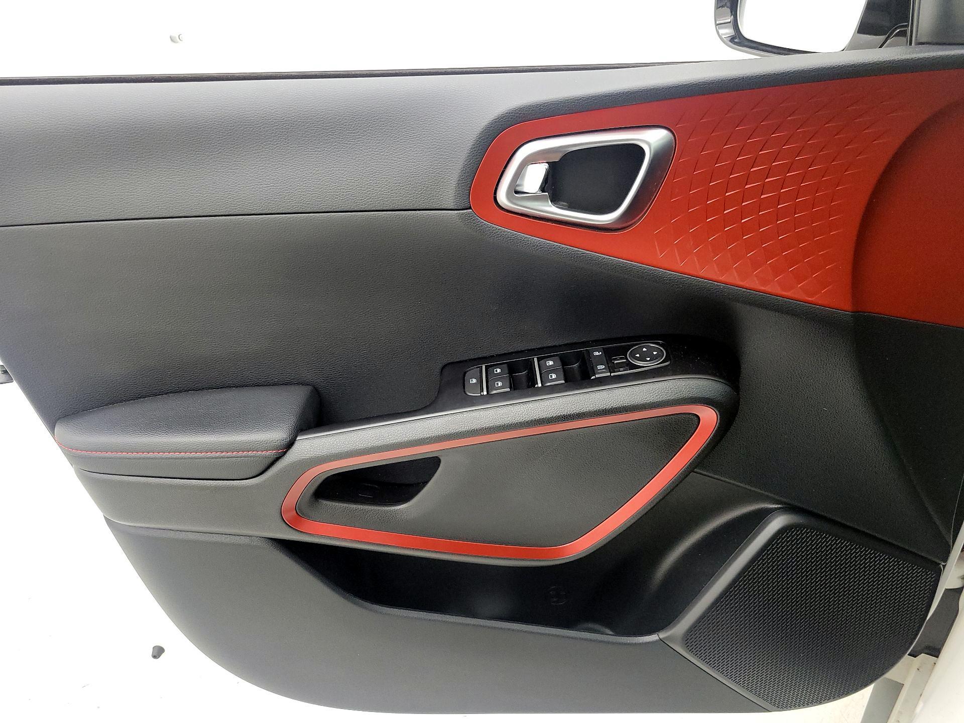 Thumbnail: 2023 Kia Soul - 12
