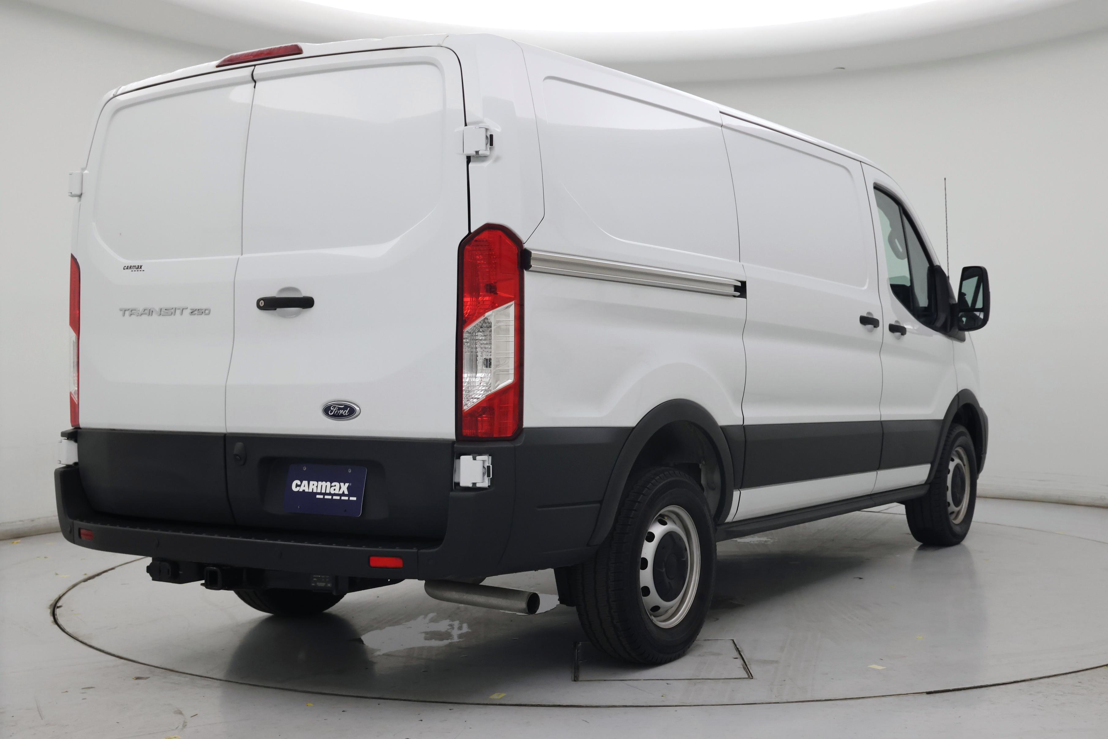 Thumbnail: 2023 Ford Transit Series - 8