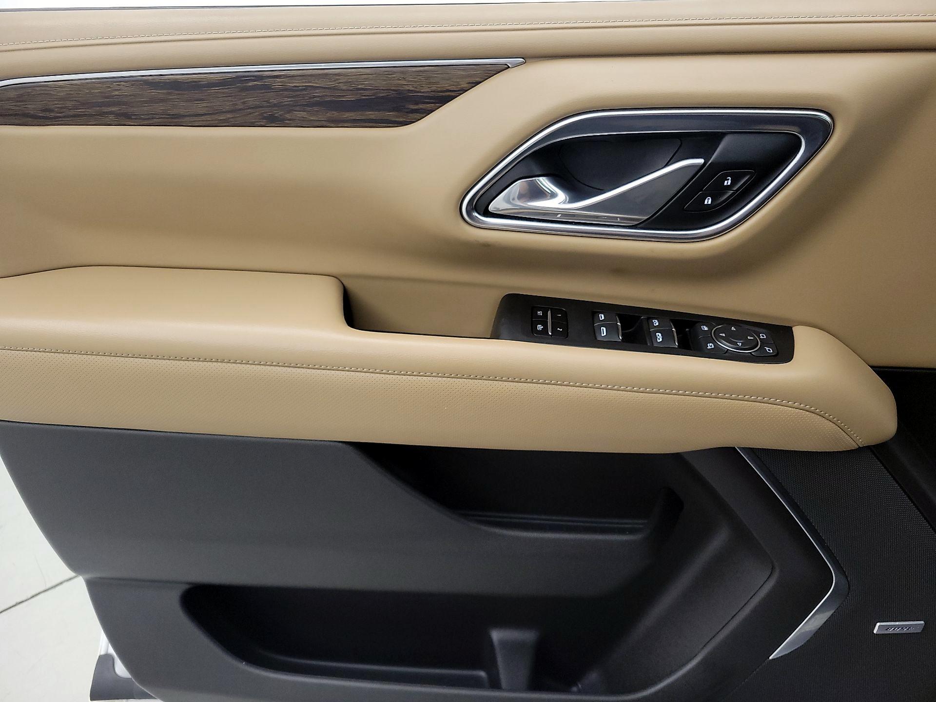 Thumbnail: 2021 Chevrolet Suburban - 12