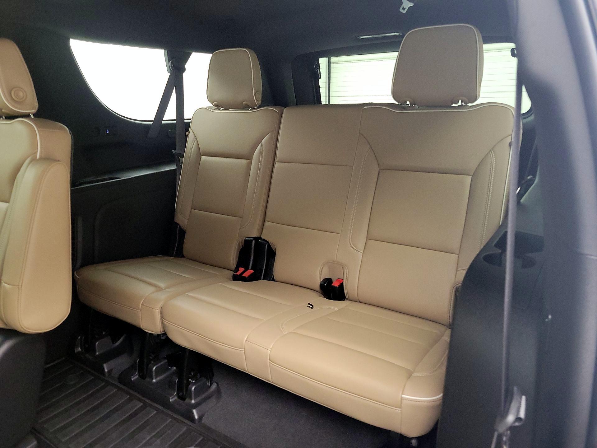 Thumbnail: 2021 Chevrolet Suburban - 20