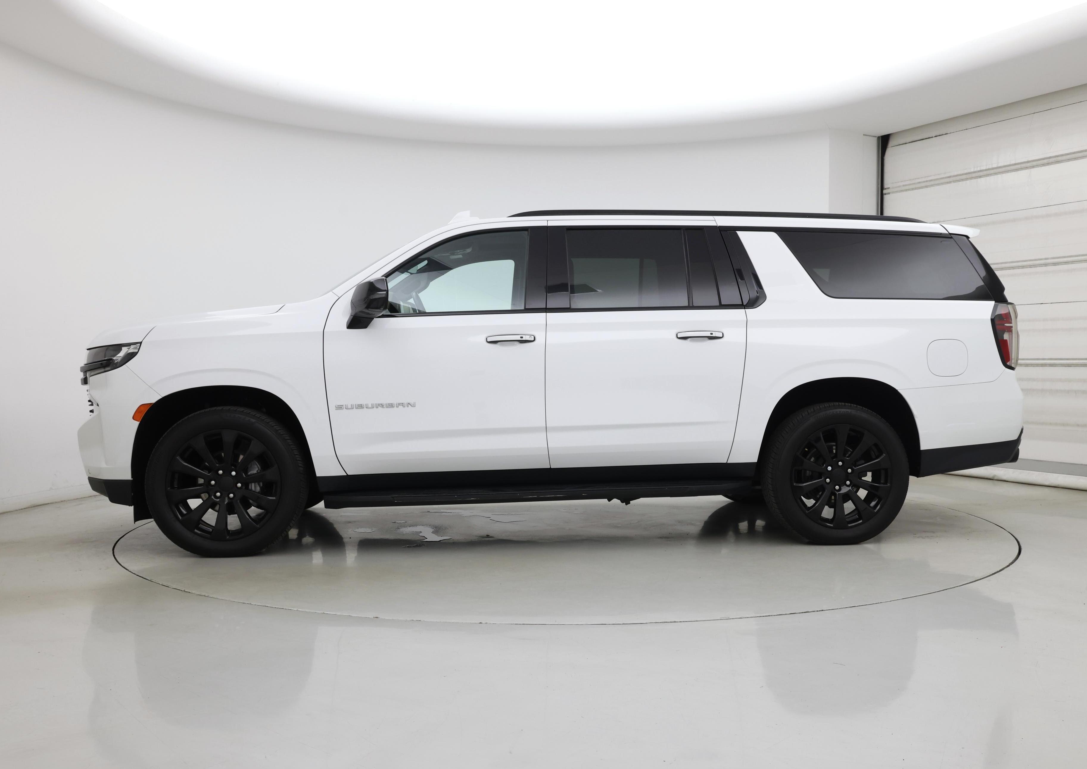 Thumbnail: 2021 Chevrolet Suburban - 3