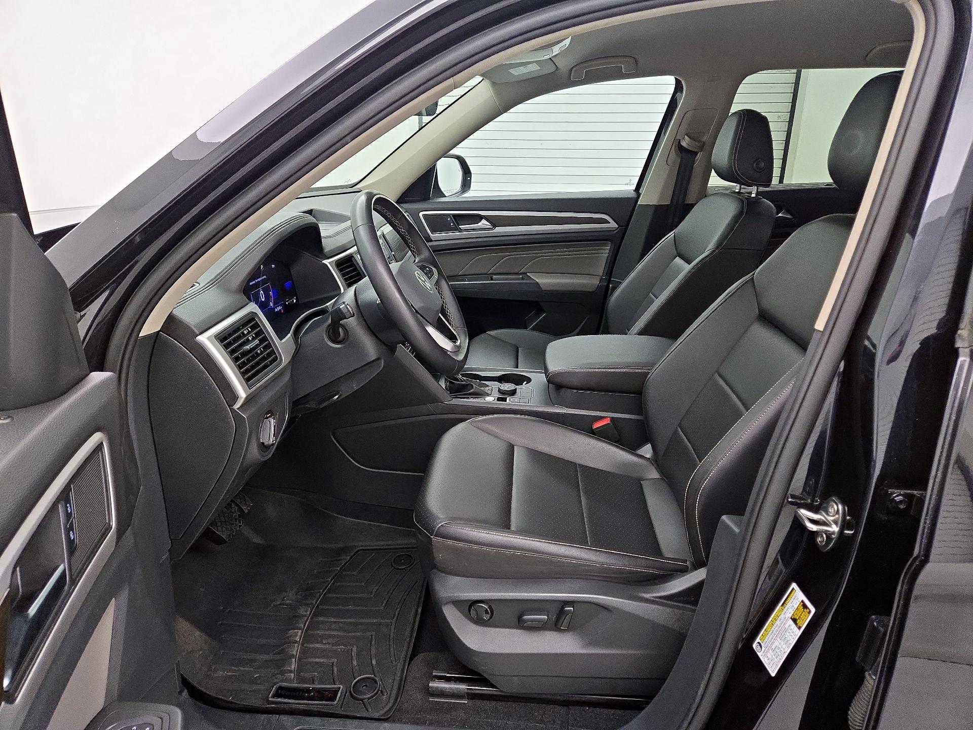 Thumbnail: 2023 Volkswagen Atlas - 11