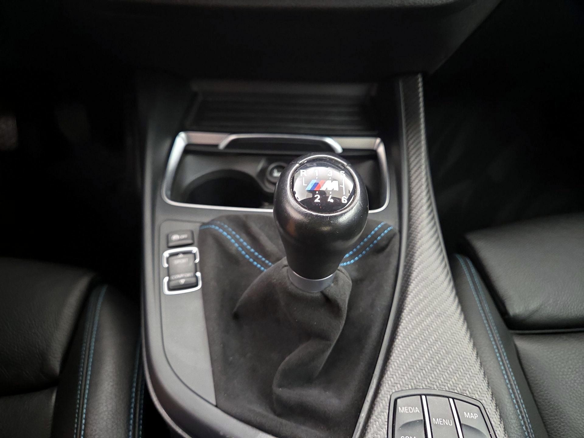 Thumbnail: 2018 BMW M2 - 18