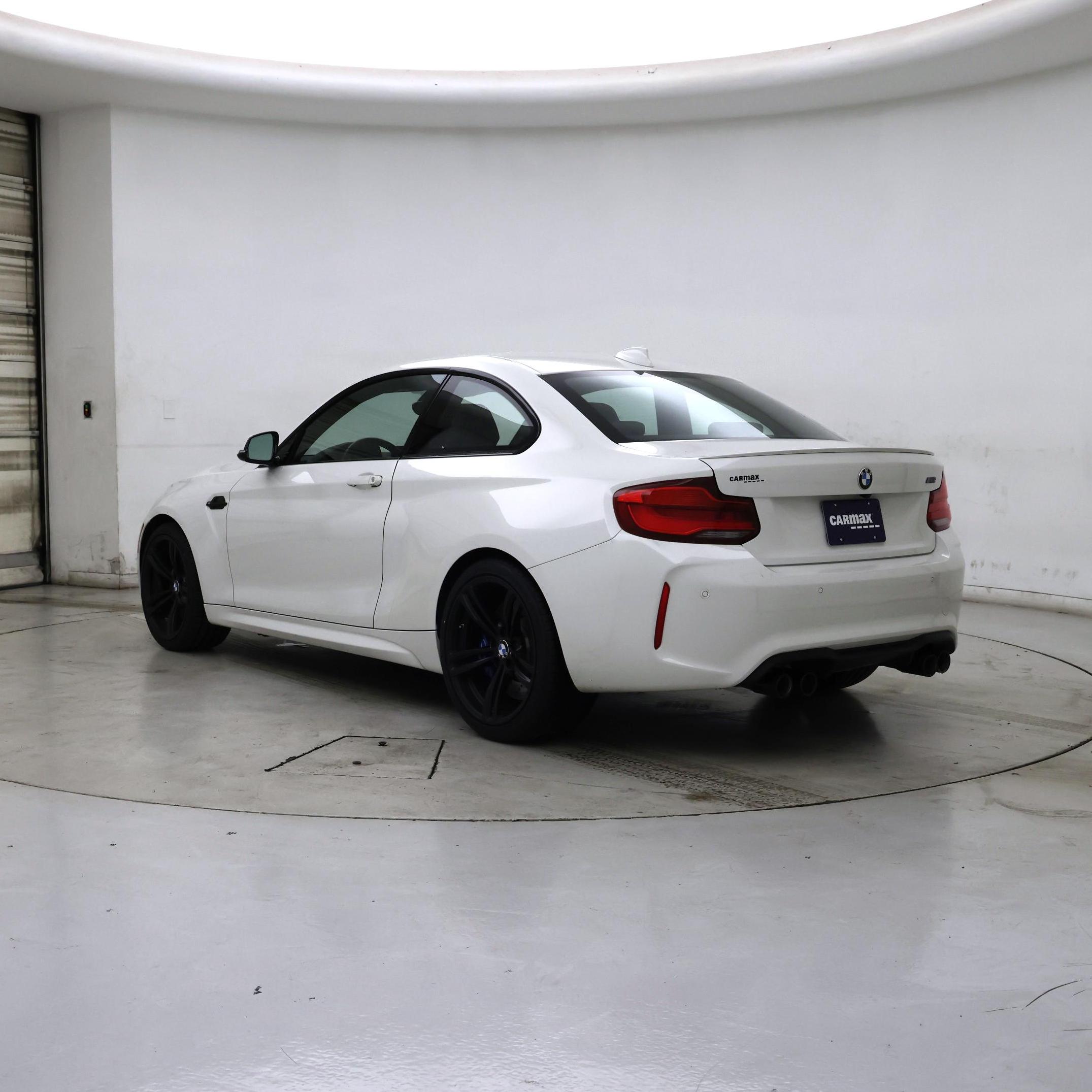 Thumbnail: 2018 BMW M2 - 2
