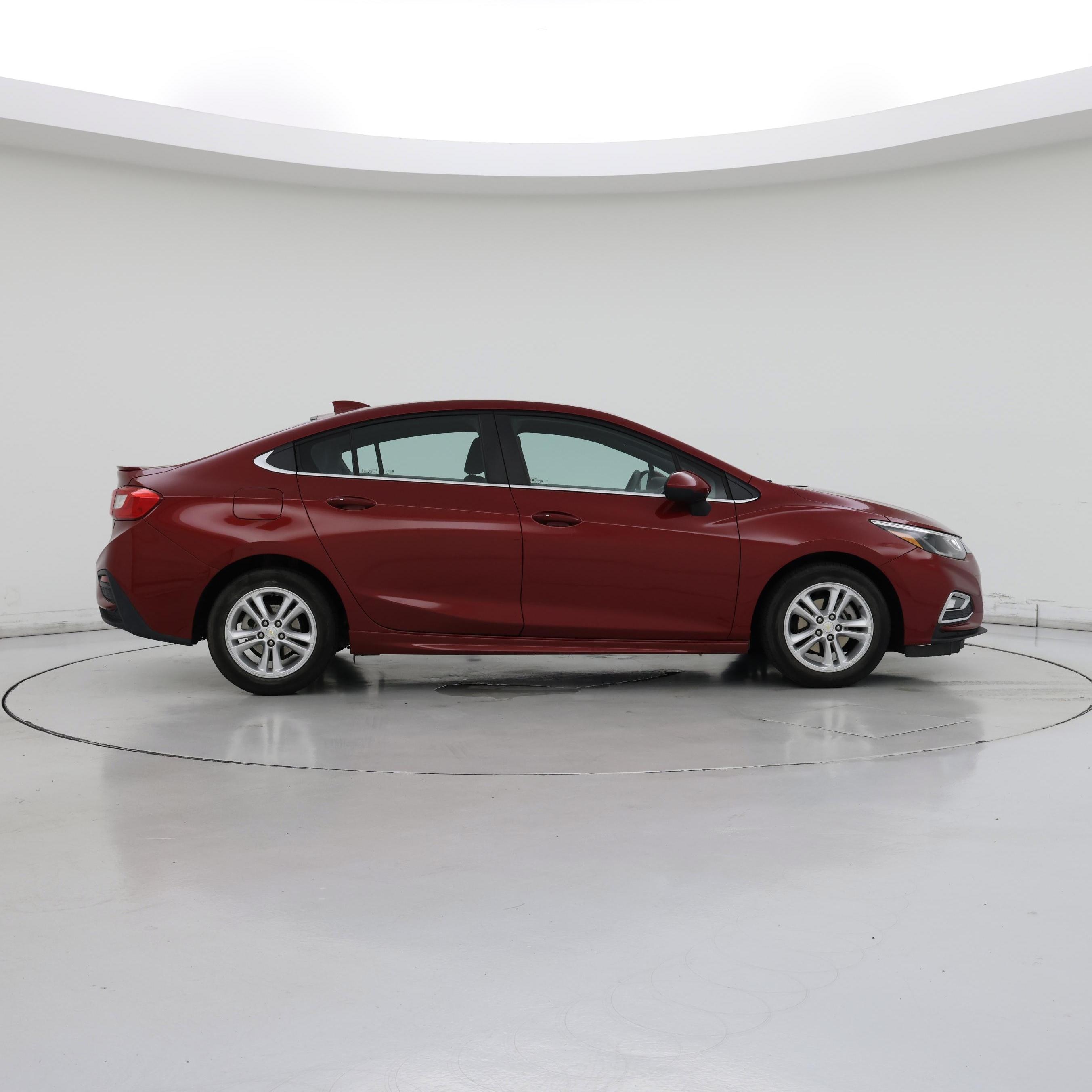 Thumbnail: 2018 Chevrolet Cruze - 7