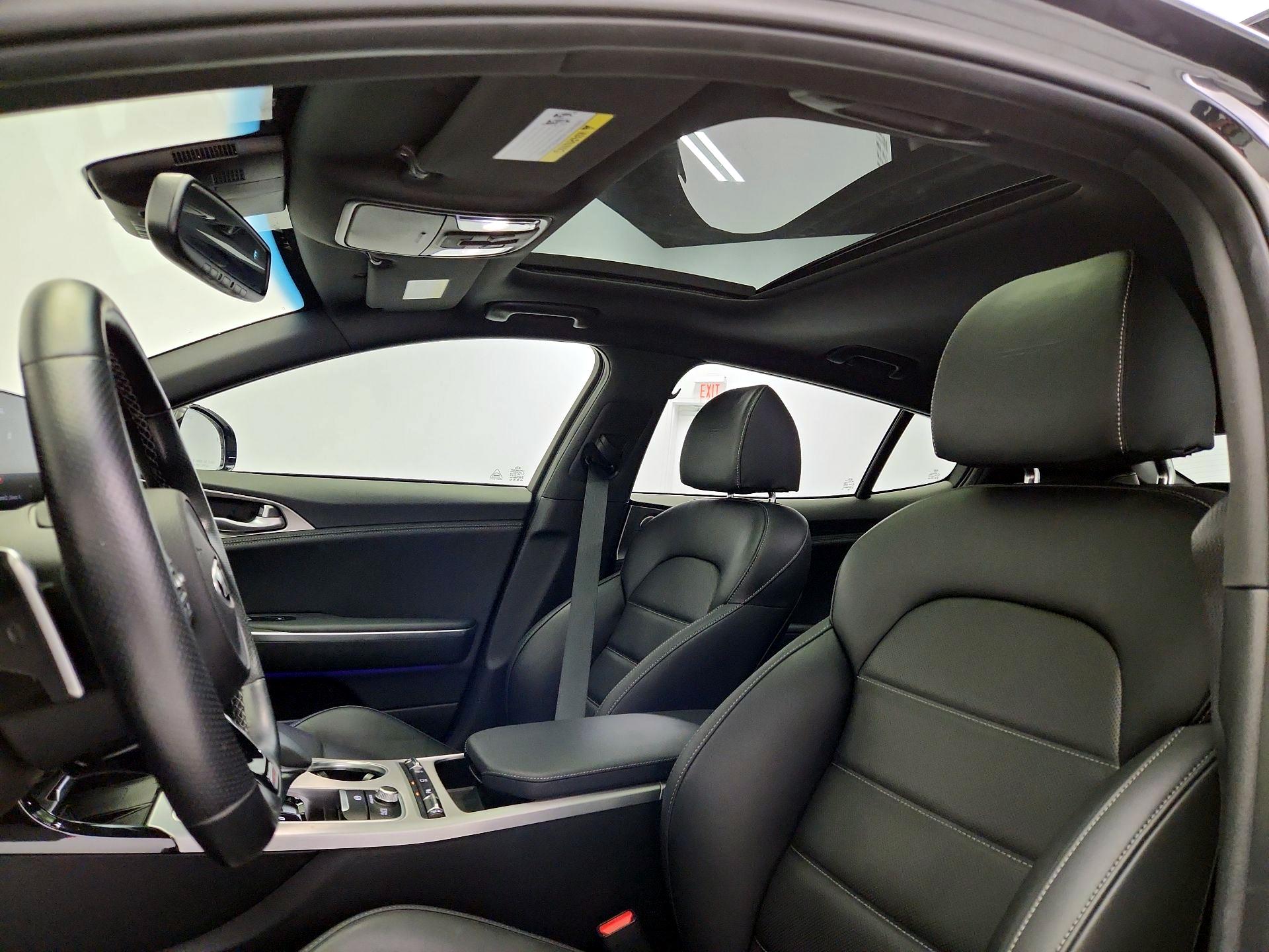 Thumbnail: 2021 Kia Stinger - 20
