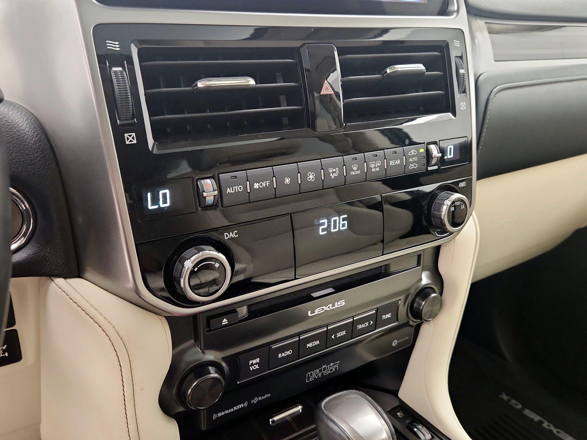 Thumbnail: 2022 Lexus GX - 17