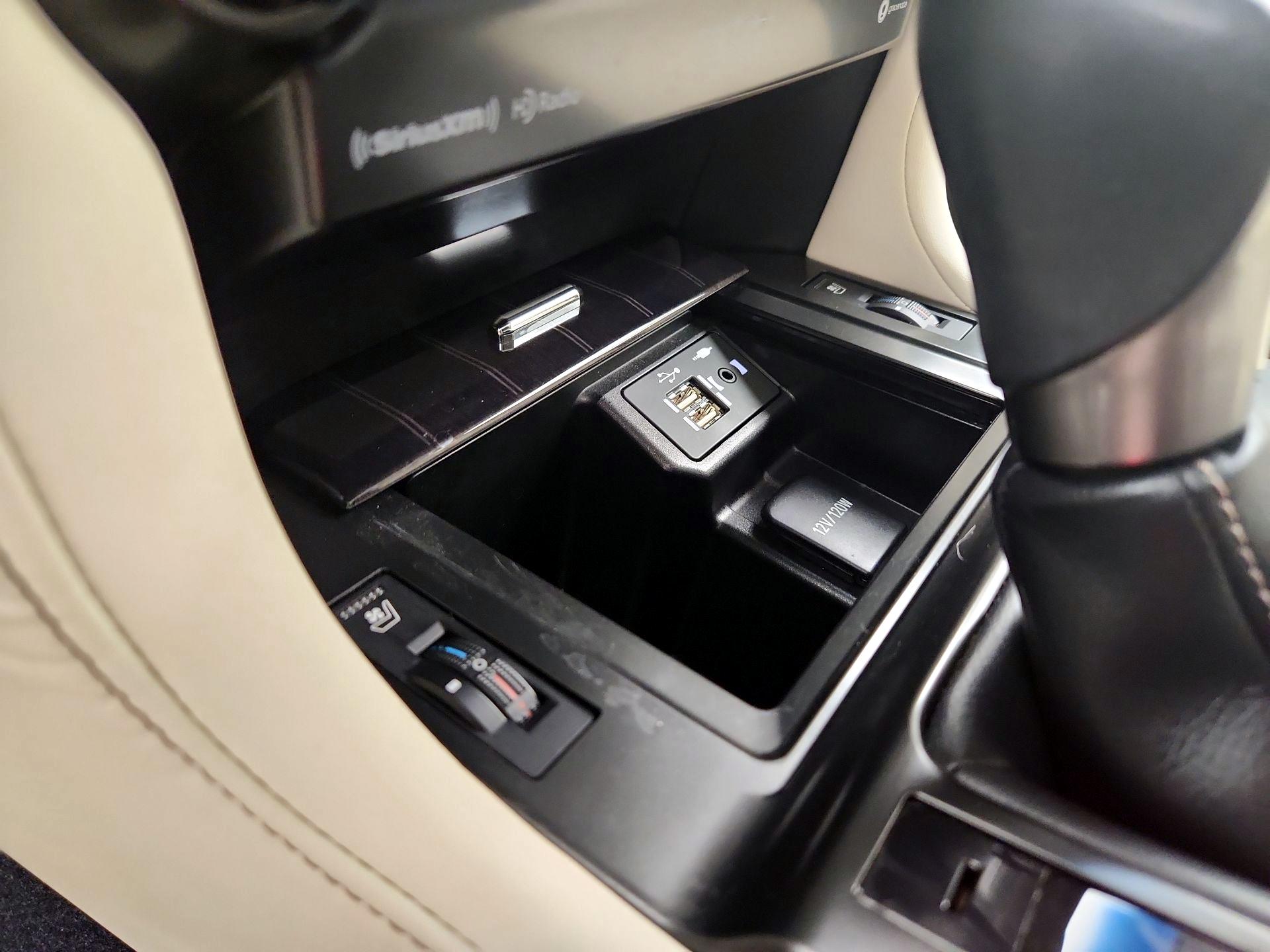 Thumbnail: 2022 Lexus GX - 19