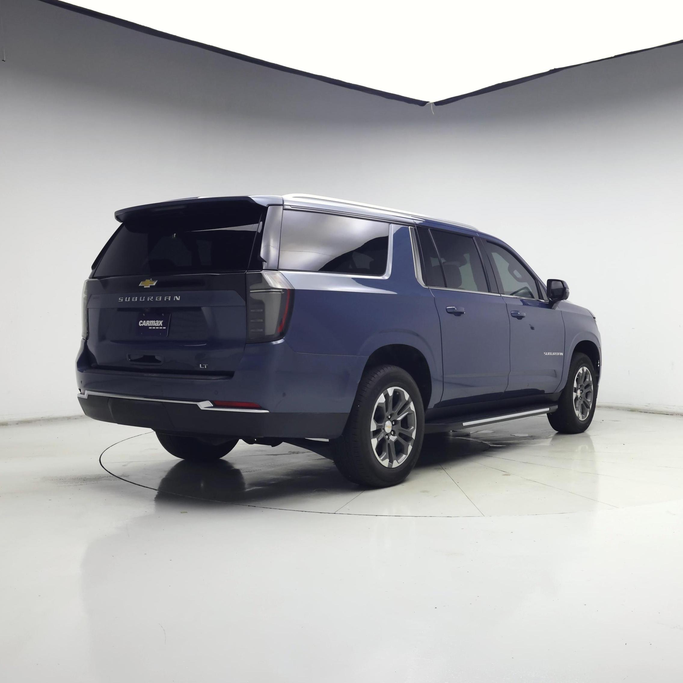Thumbnail: 2025 Chevrolet Suburban - 8