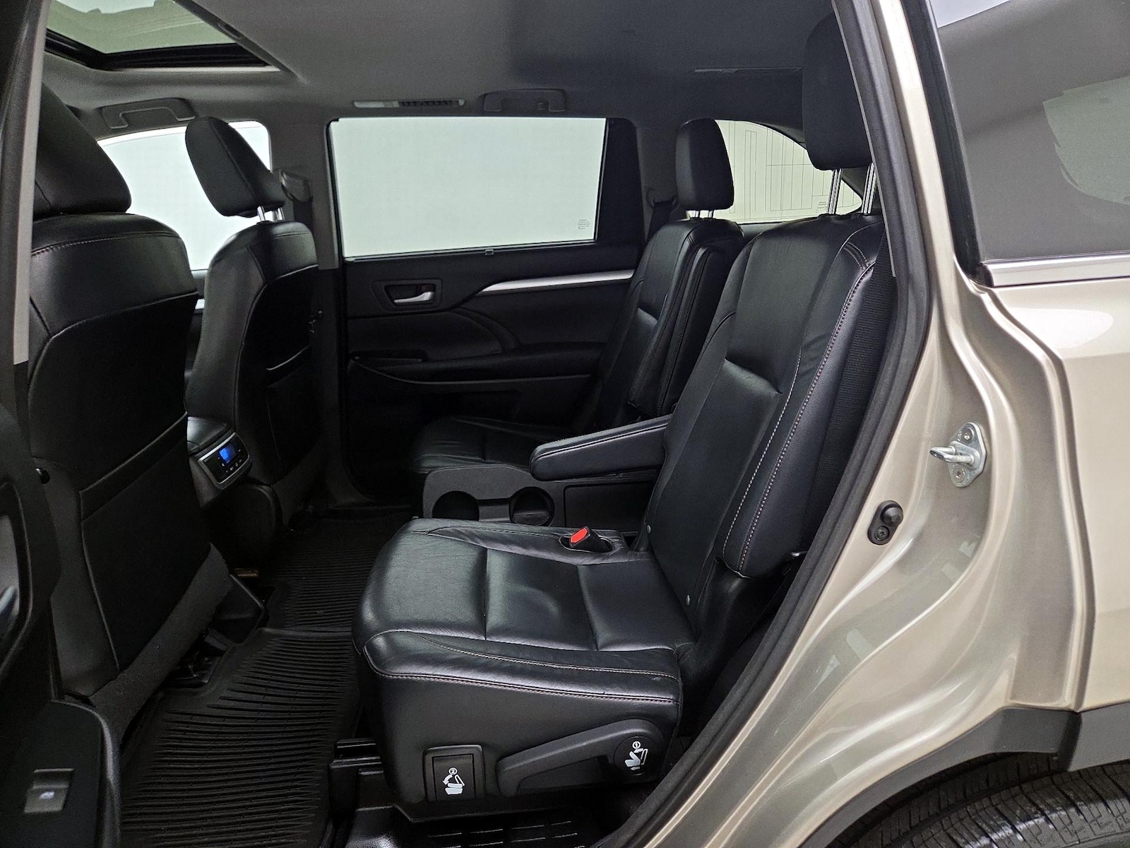 Rear Air Conditioning