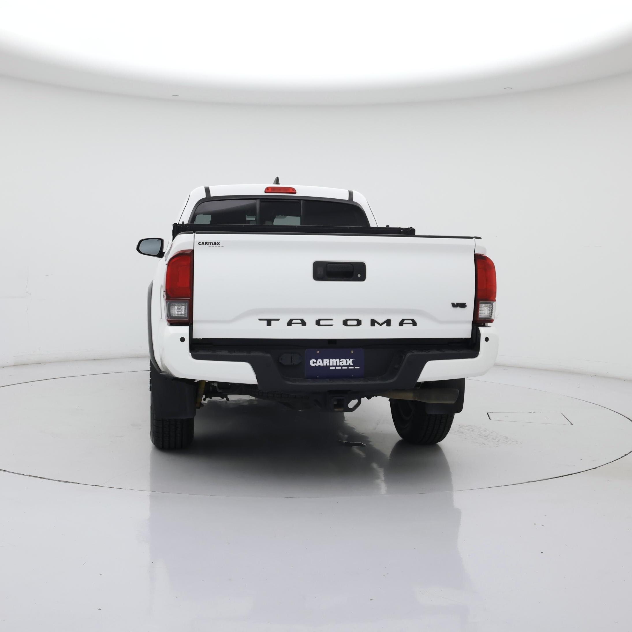 Thumbnail: 2019 Toyota Tacoma - 6