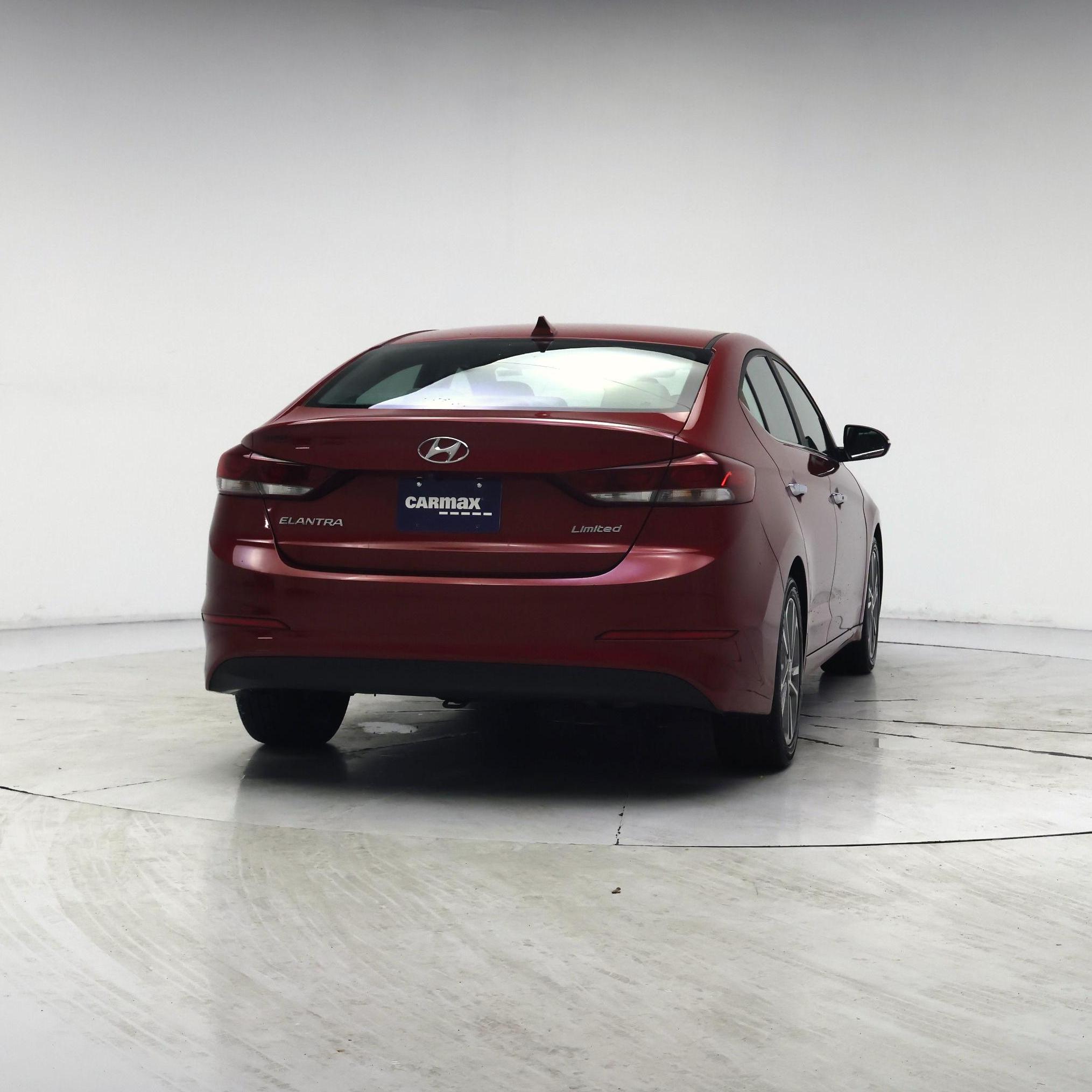 Thumbnail: 2017 Hyundai Elantra - 8