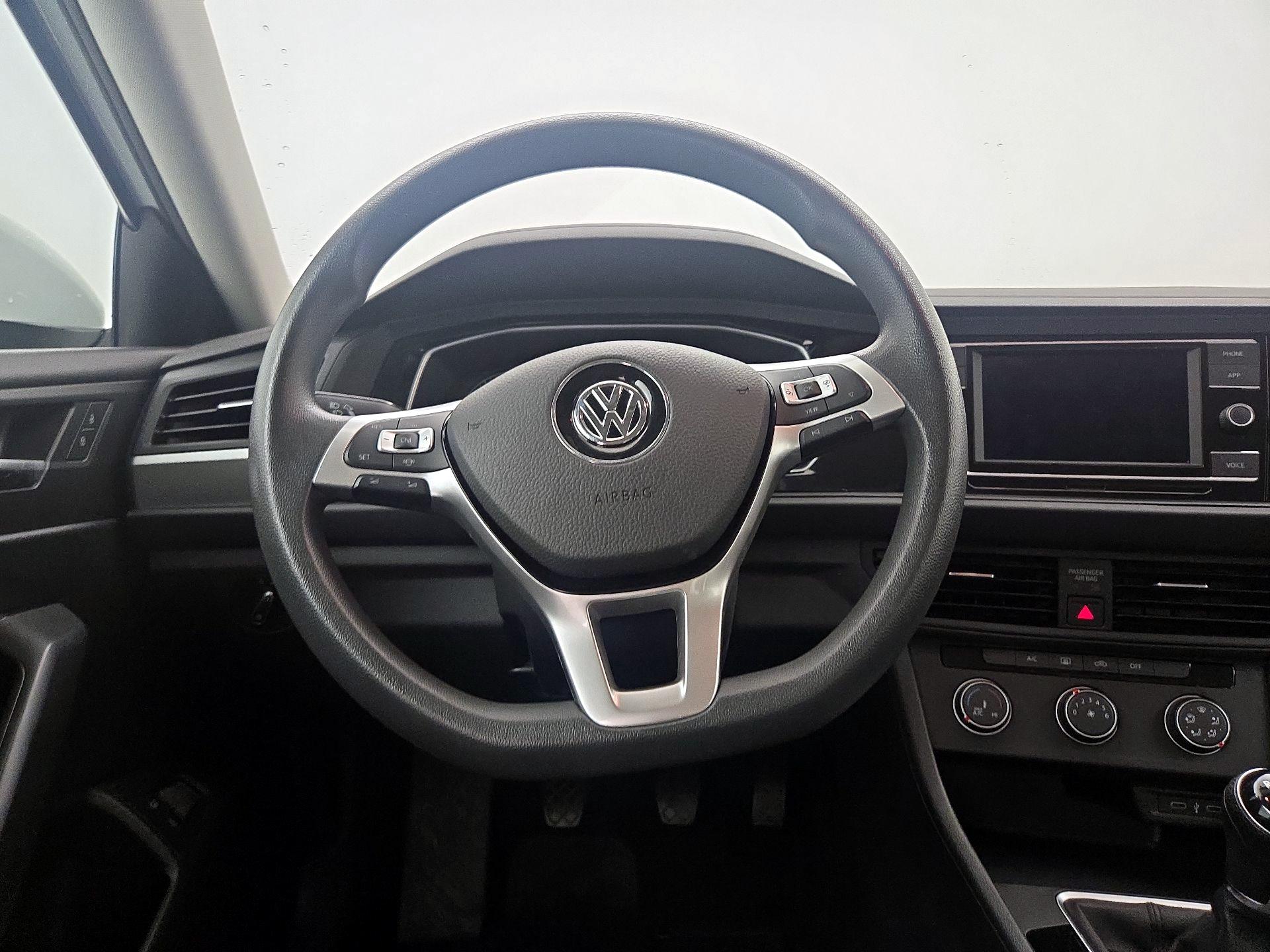 Thumbnail: 2021 Volkswagen Jetta - 10