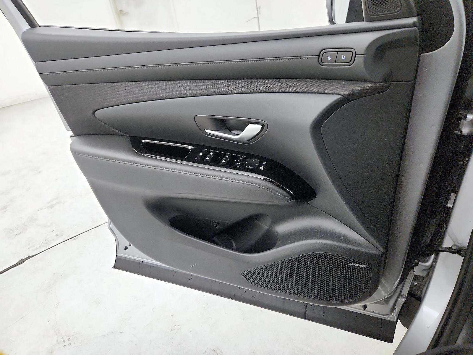 2025 Hyundai Tucson Limited - Photo 13