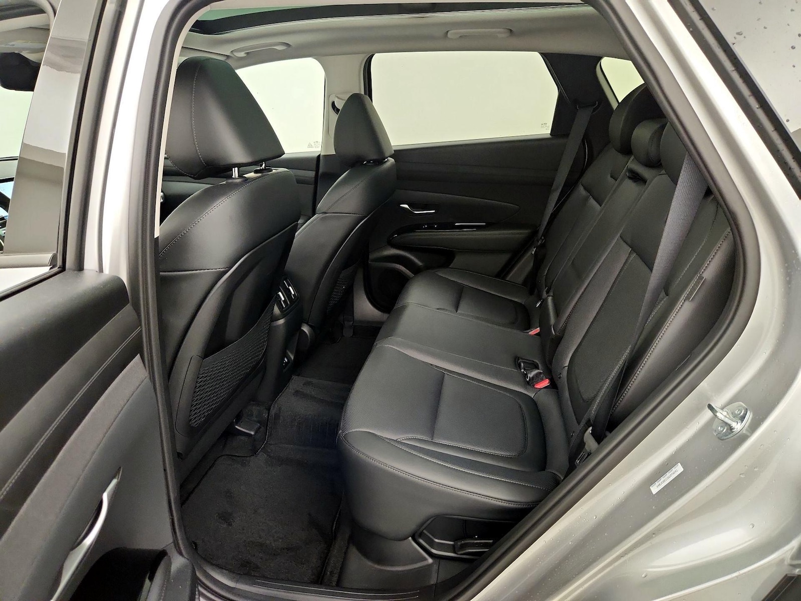 2025 Hyundai Tucson Limited - Photo 22