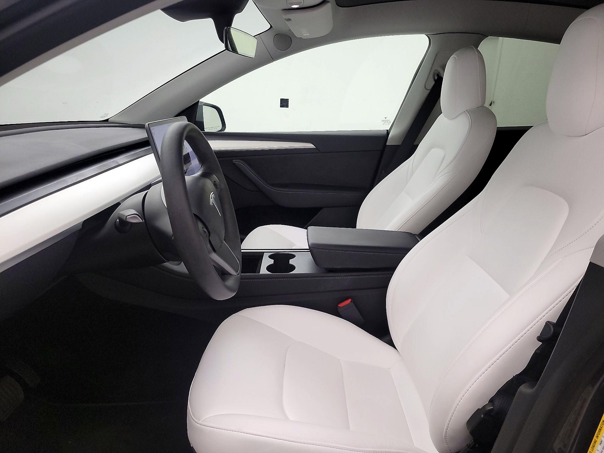 Thumbnail: 2023 Tesla Model Y - 11
