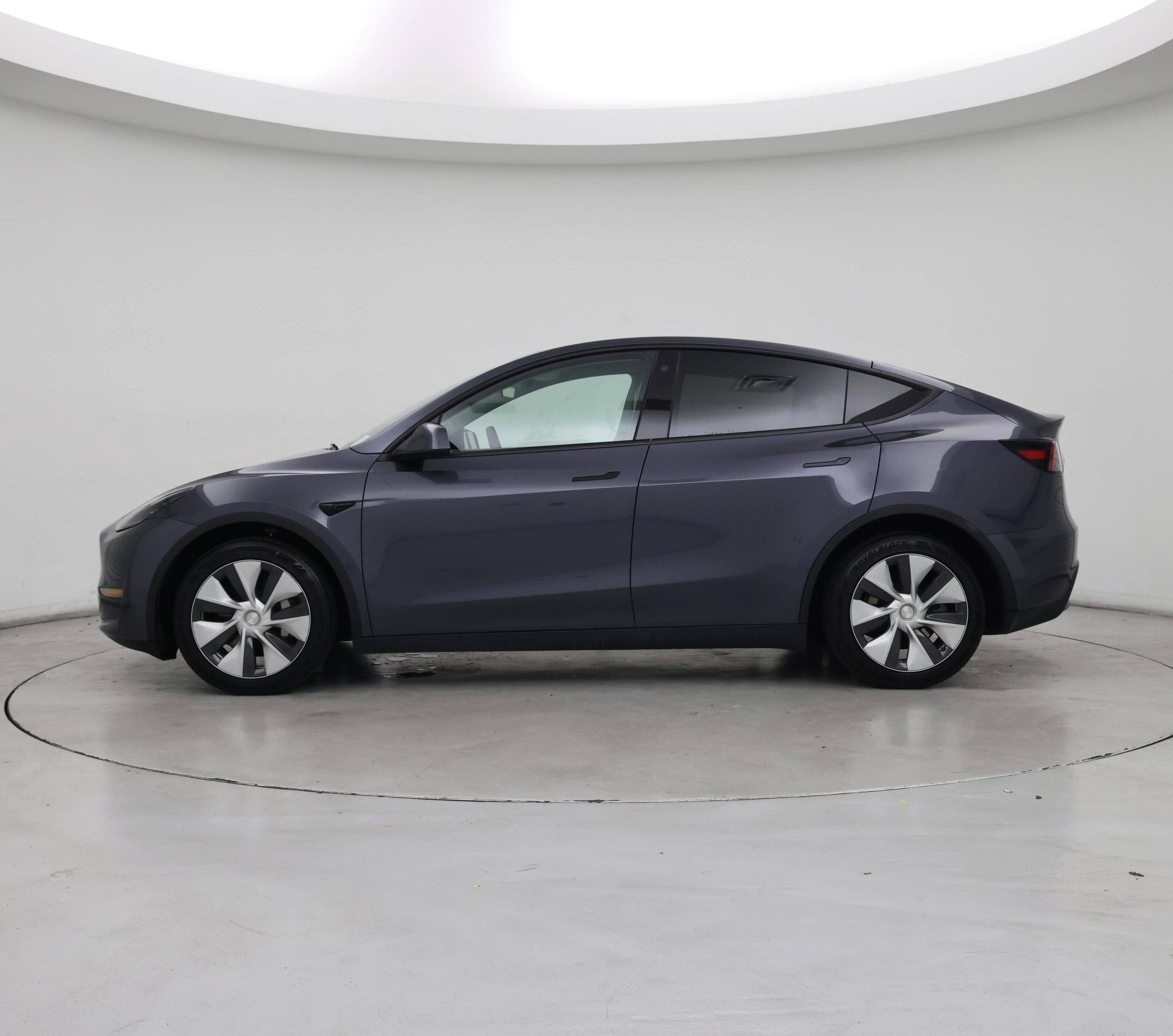 Thumbnail: 2023 Tesla Model Y - 3