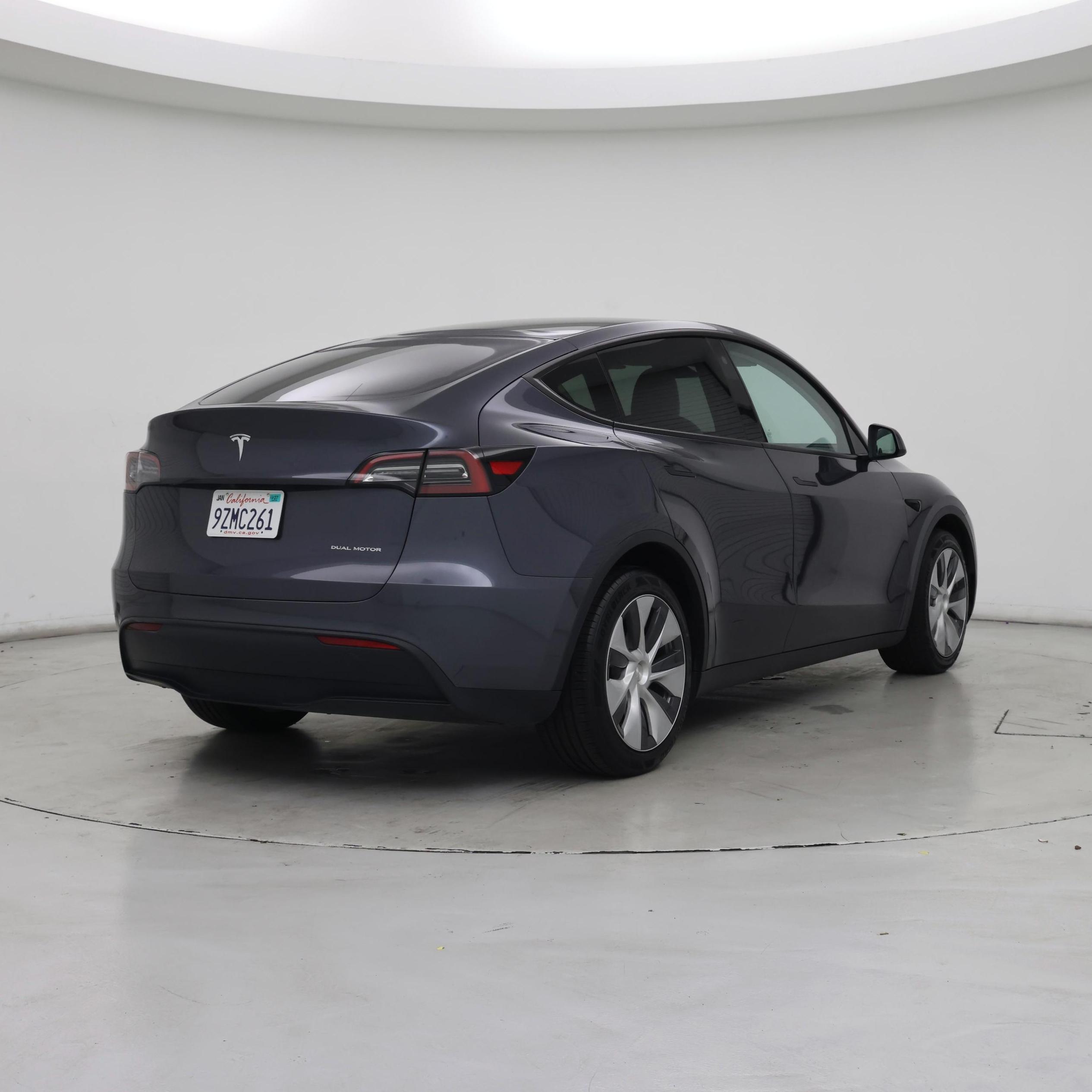 Thumbnail: 2023 Tesla Model Y - 8