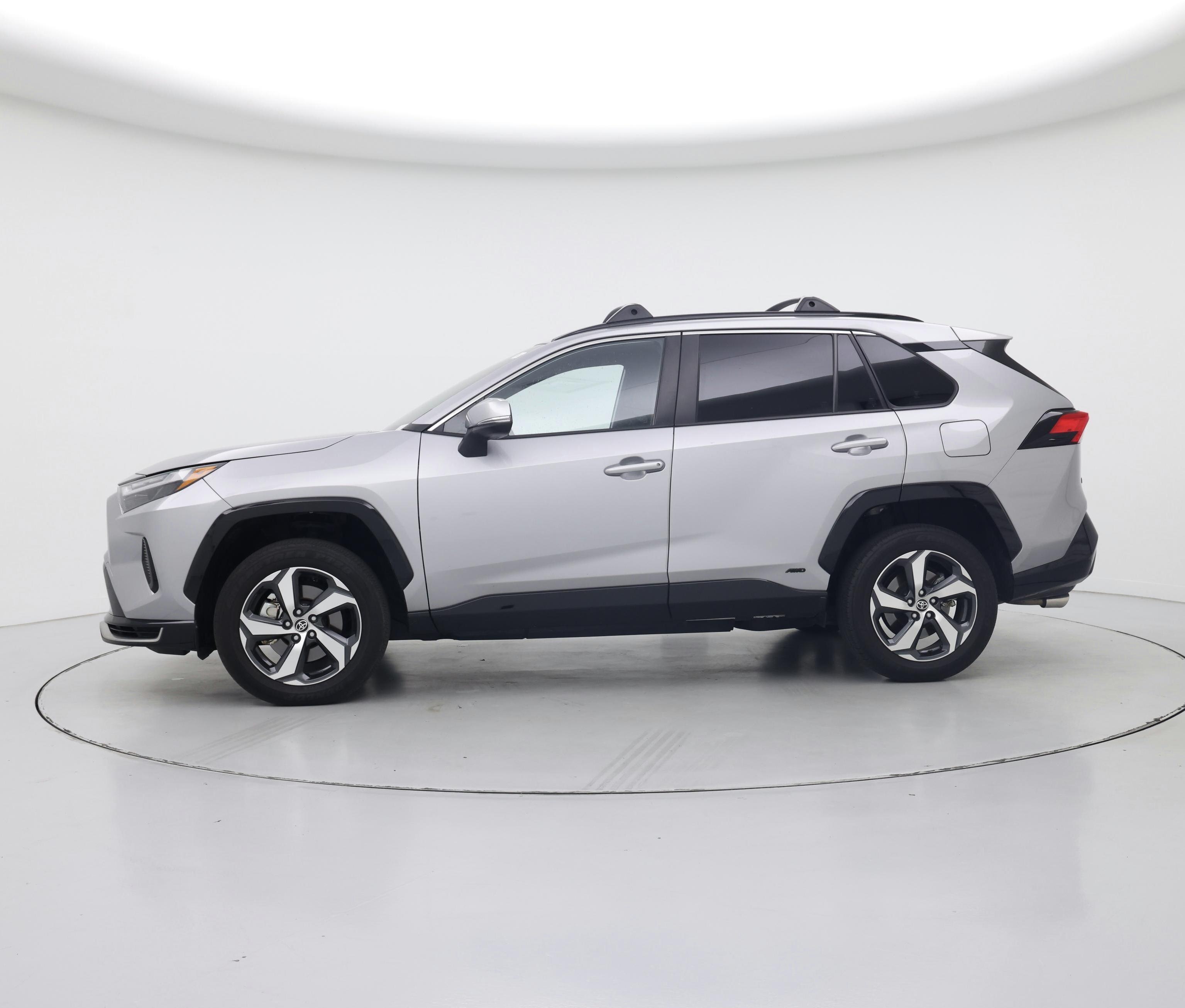 Thumbnail: 2025 Toyota RAV4 - 3