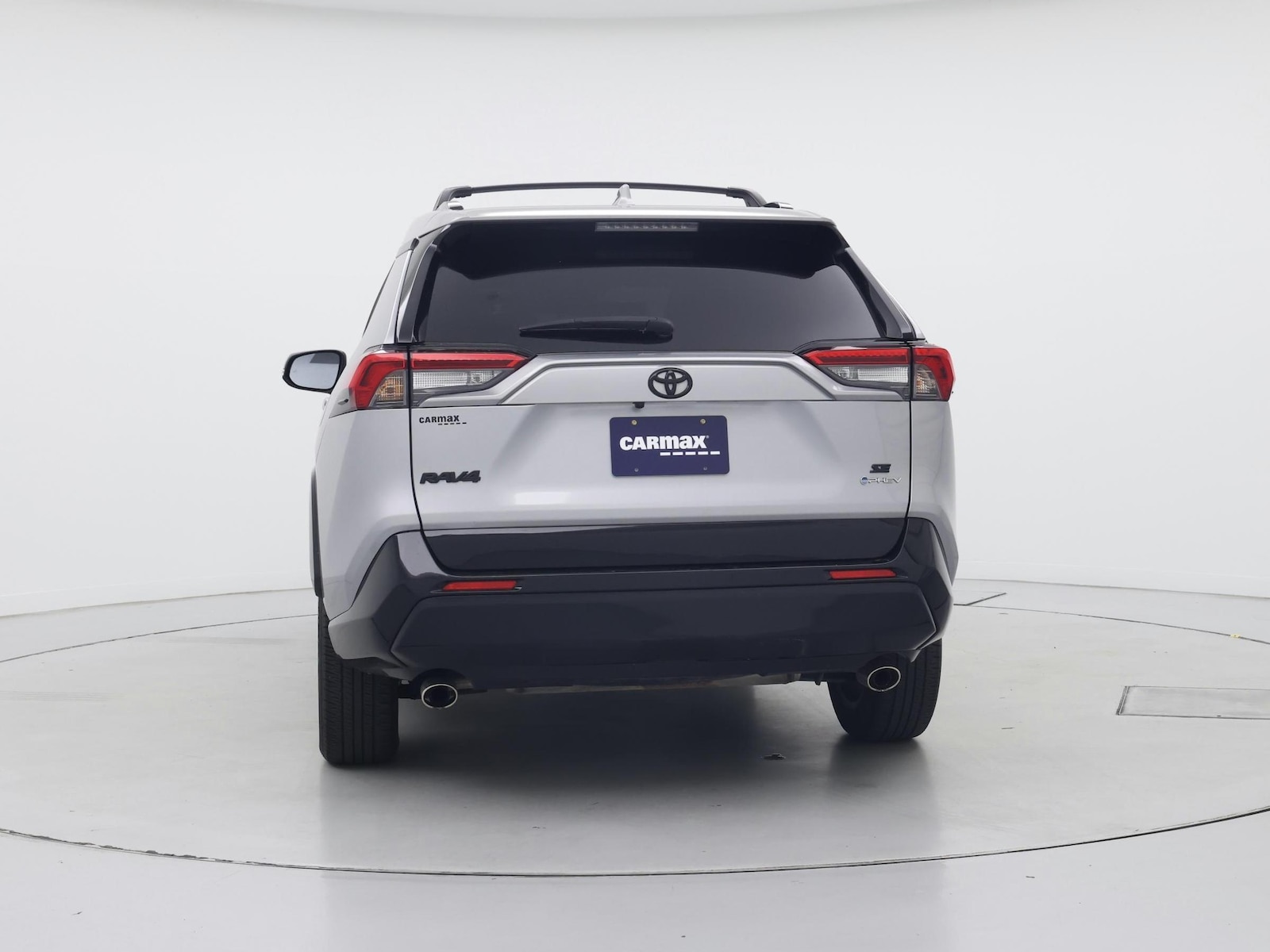 2025 Toyota RAV4 SE - Photo 7
