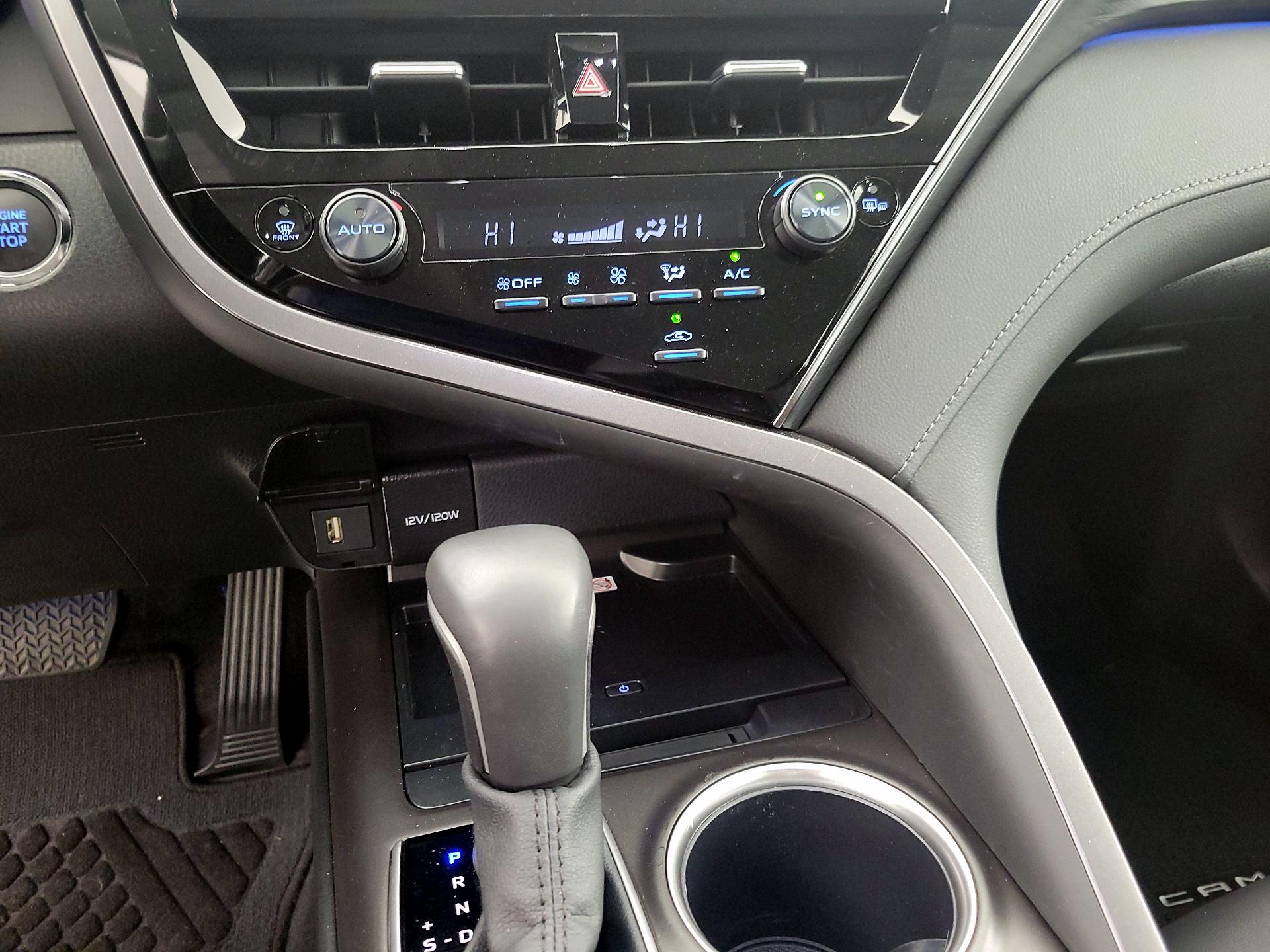 Thumbnail: 2024 Toyota Camry - 16