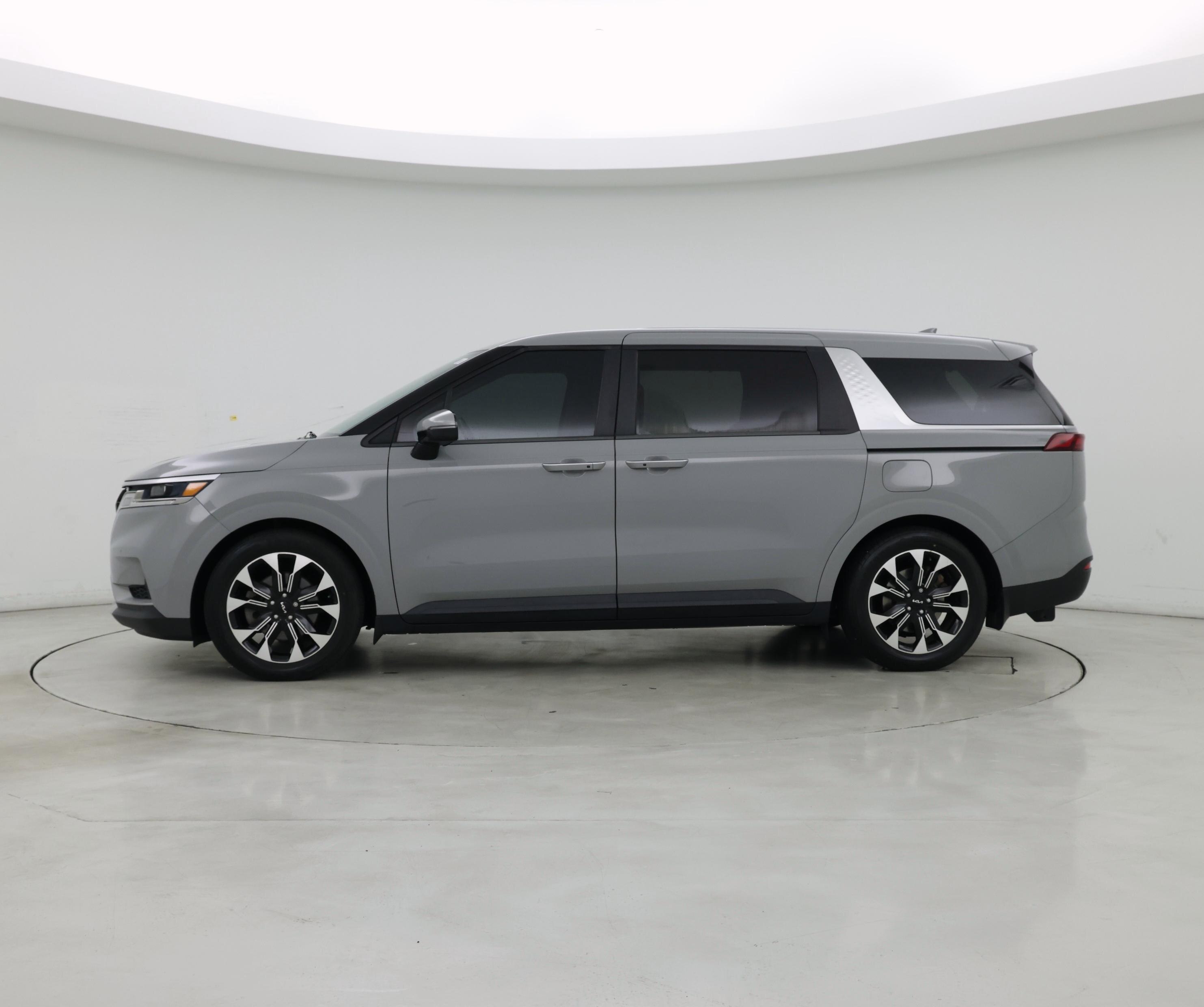 Thumbnail: 2024 Kia Carnival - 3