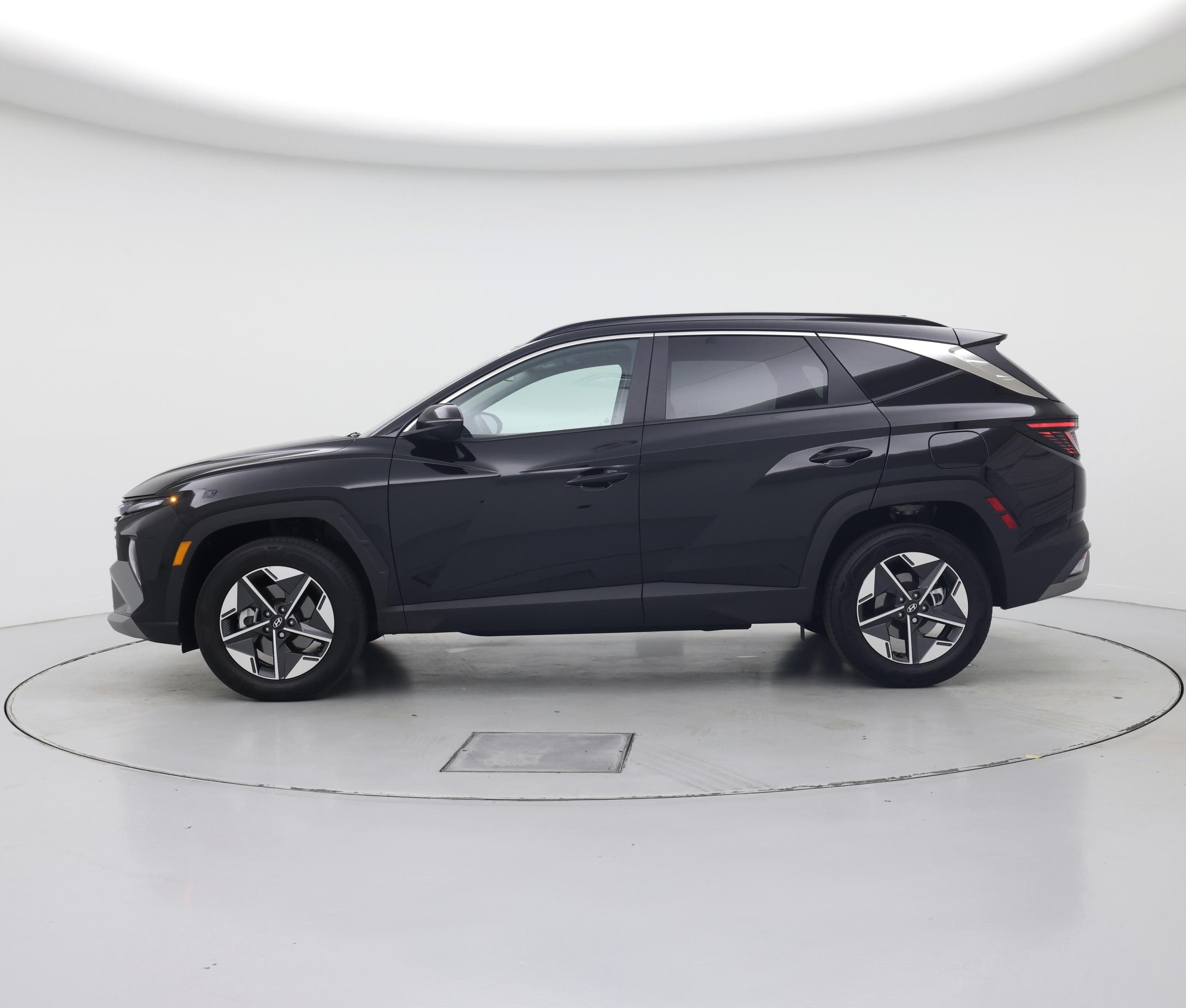 Thumbnail: 2025 Hyundai Tucson - 3