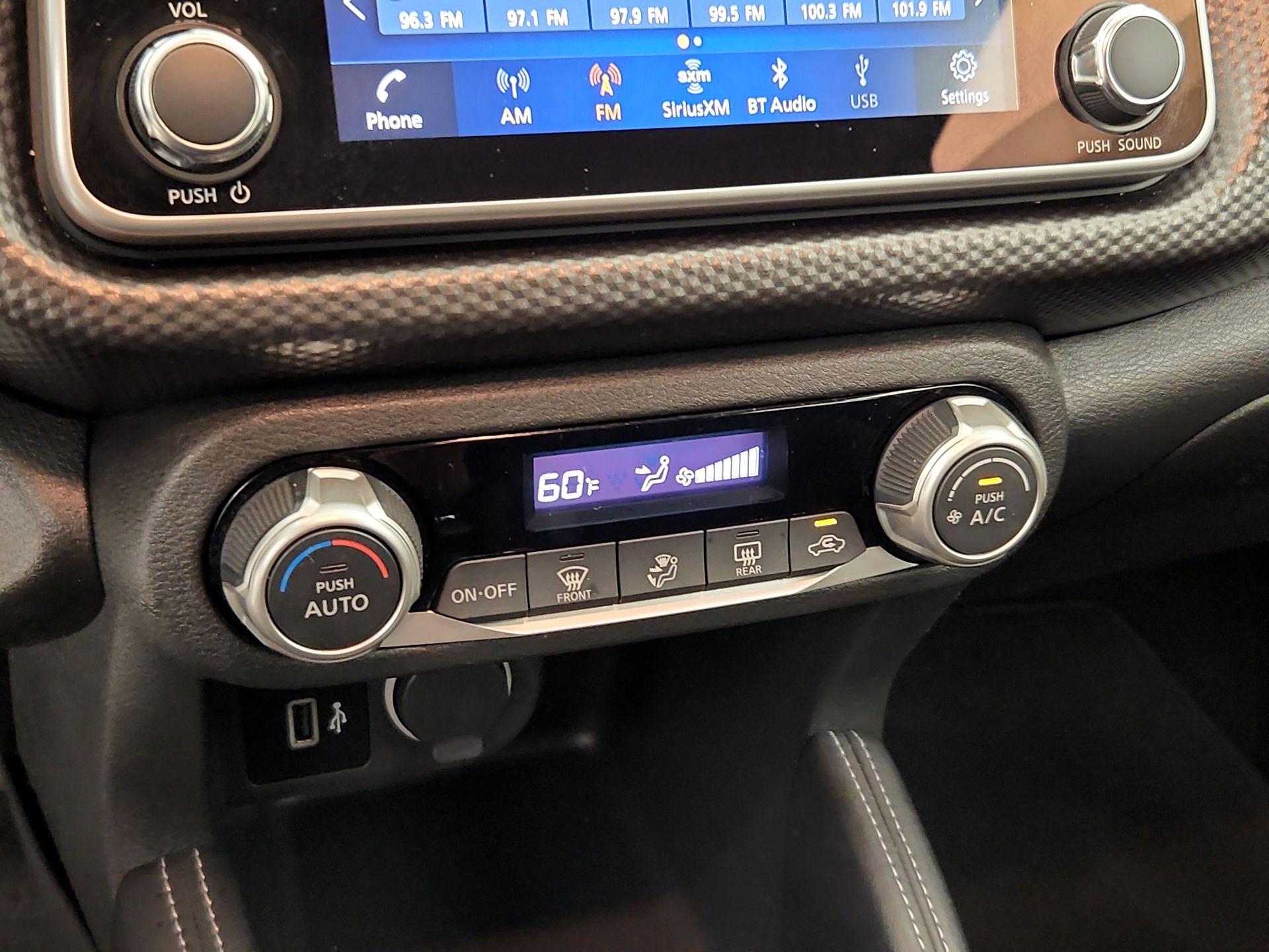 Thumbnail: 2020 Nissan Kicks - 15