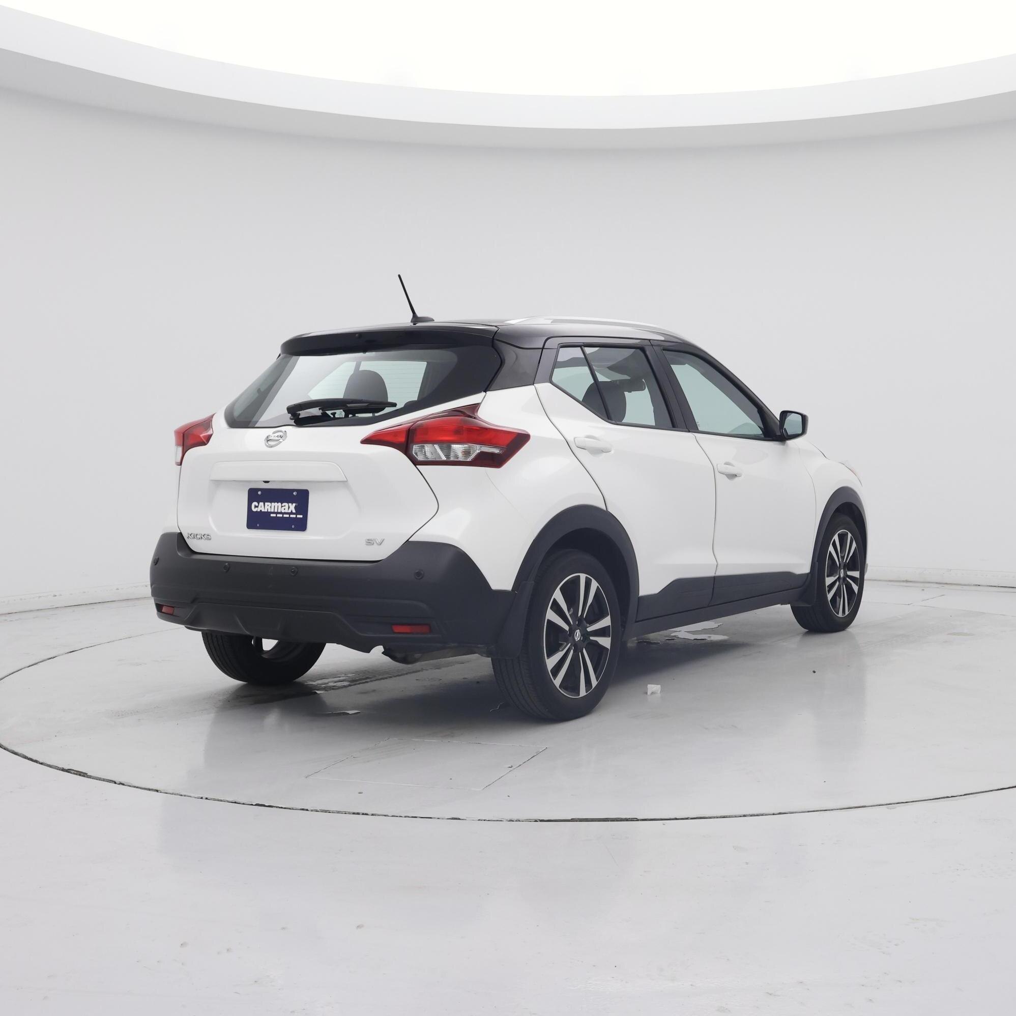 Thumbnail: 2020 Nissan Kicks - 8