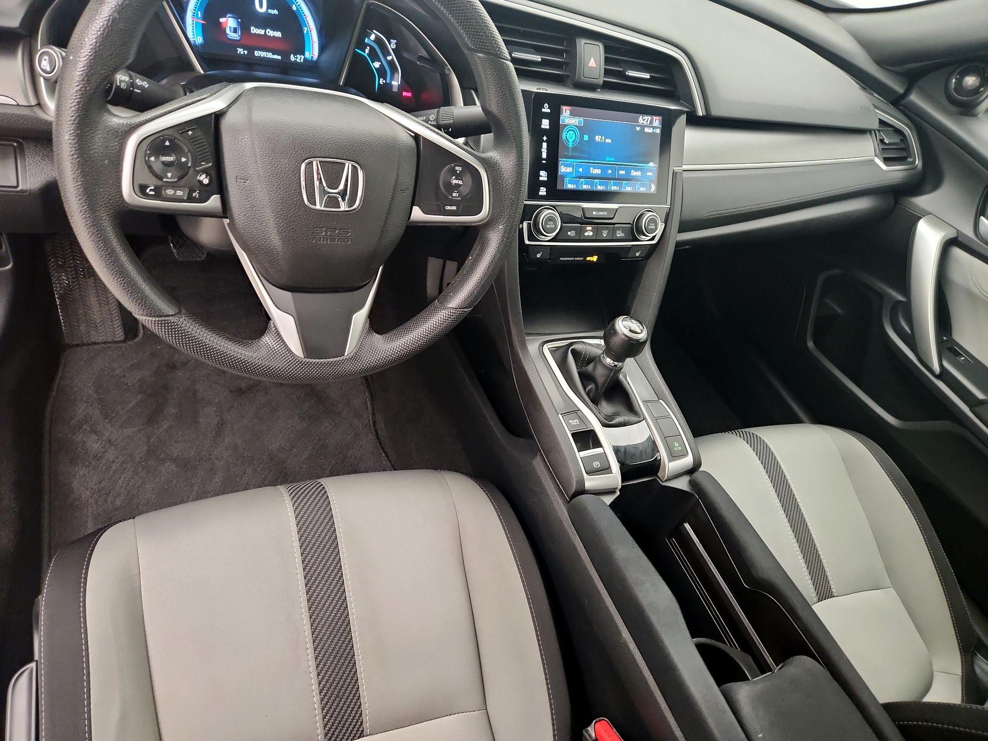 Thumbnail: 2017 Honda Civic - 9