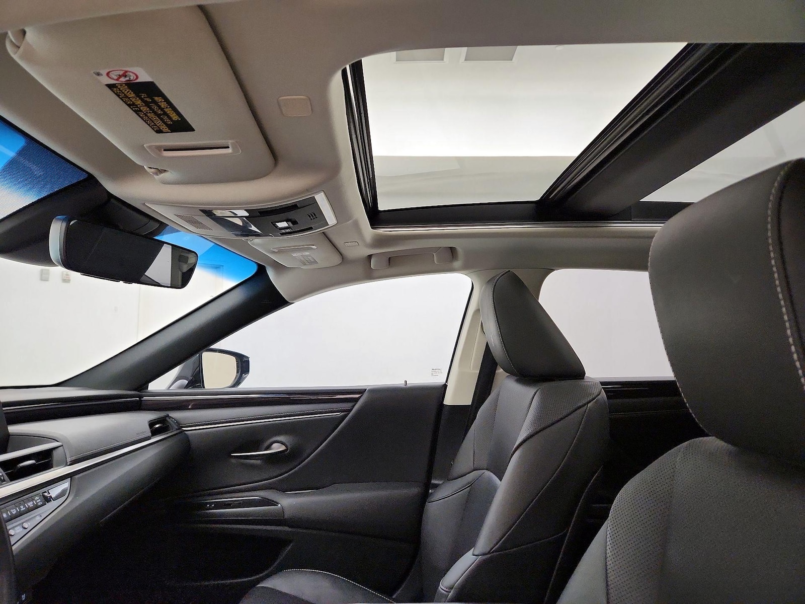 2020 Lexus ES 350 - Photo 20