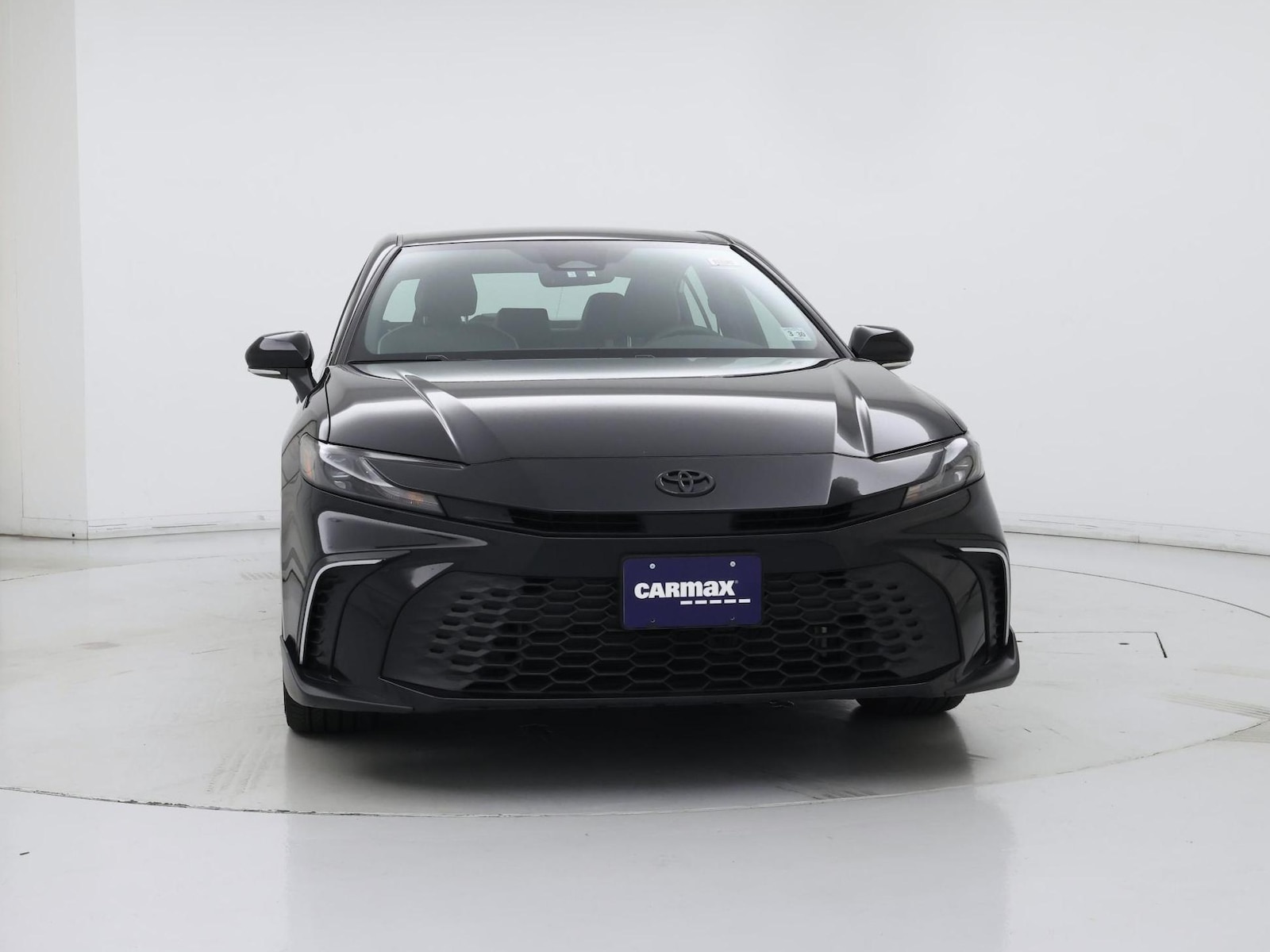 2025 Toyota Camry SE - Photo 6