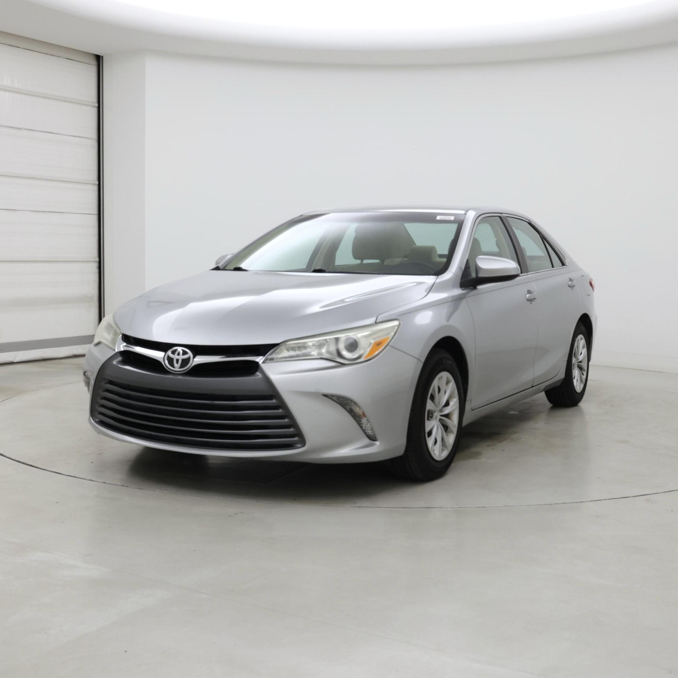 Thumbnail: 2015 Toyota Camry - 4