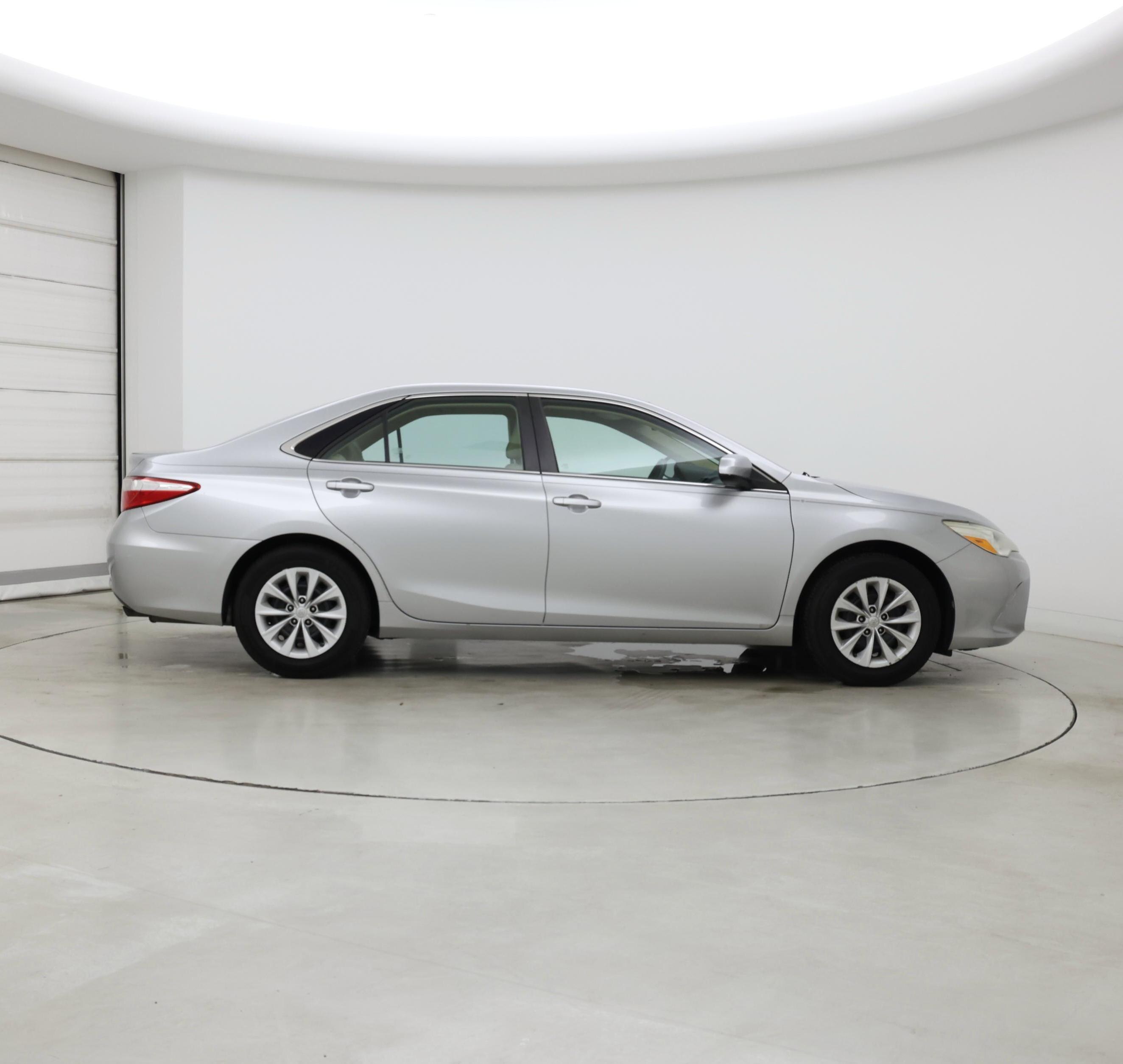 Thumbnail: 2015 Toyota Camry - 7