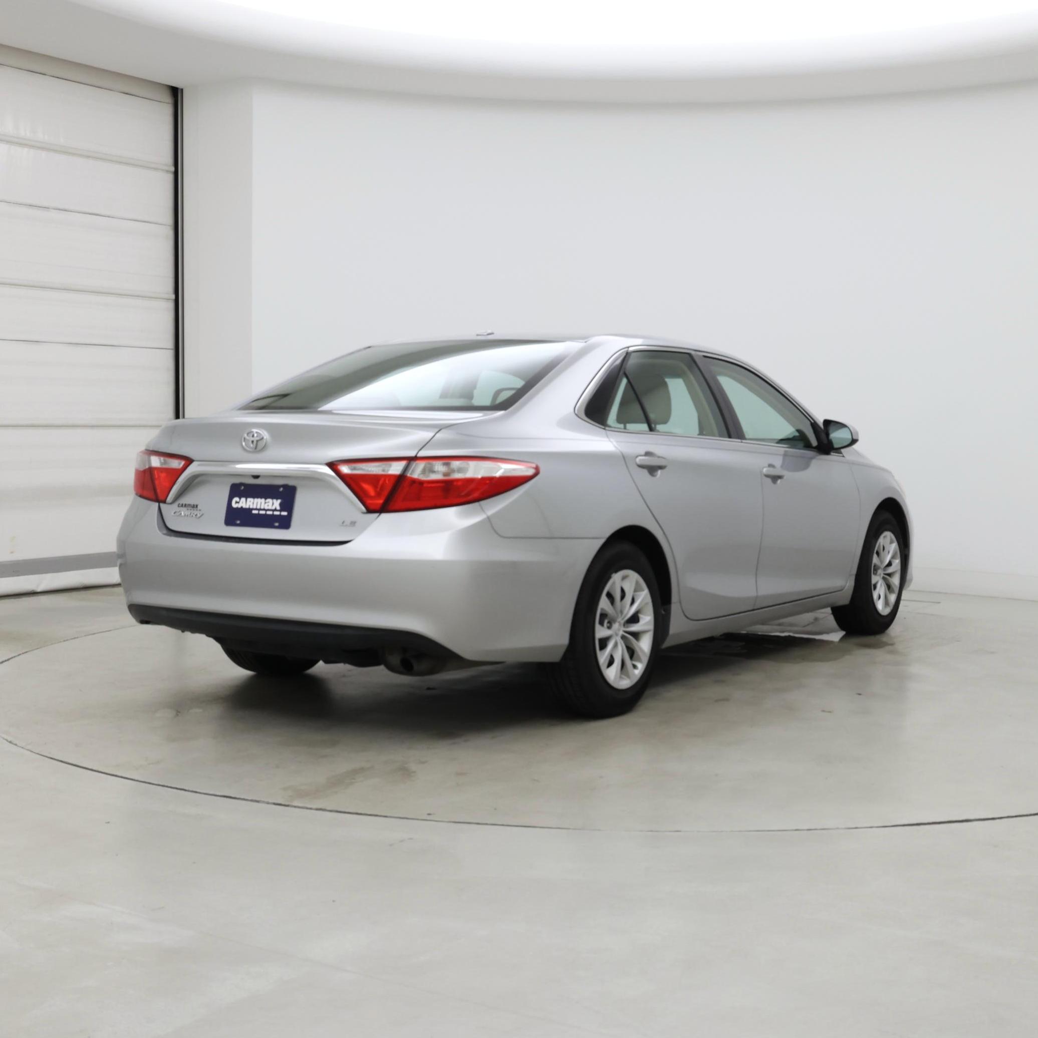 Thumbnail: 2015 Toyota Camry - 8