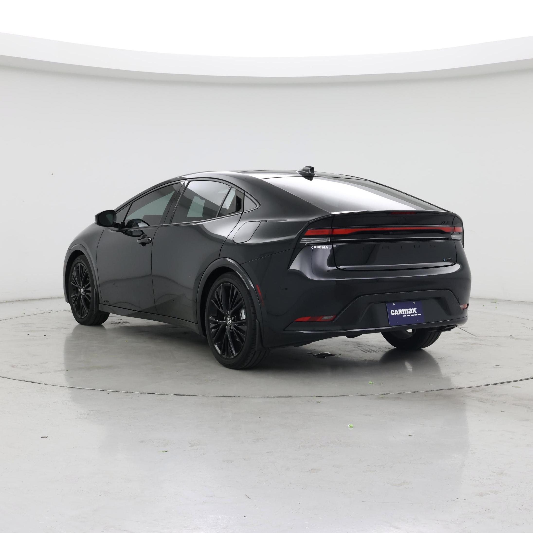 Thumbnail: 2025 Toyota Prius - 2