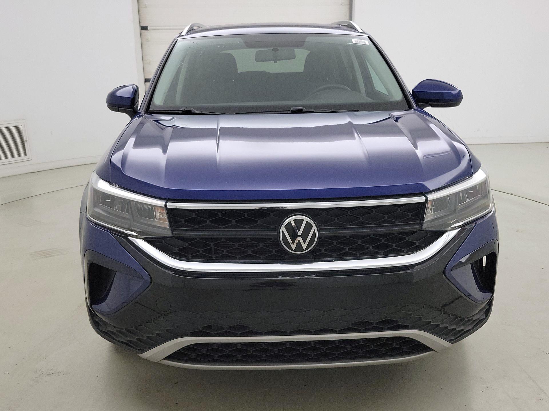 Thumbnail: 2022 Volkswagen Taos - 2