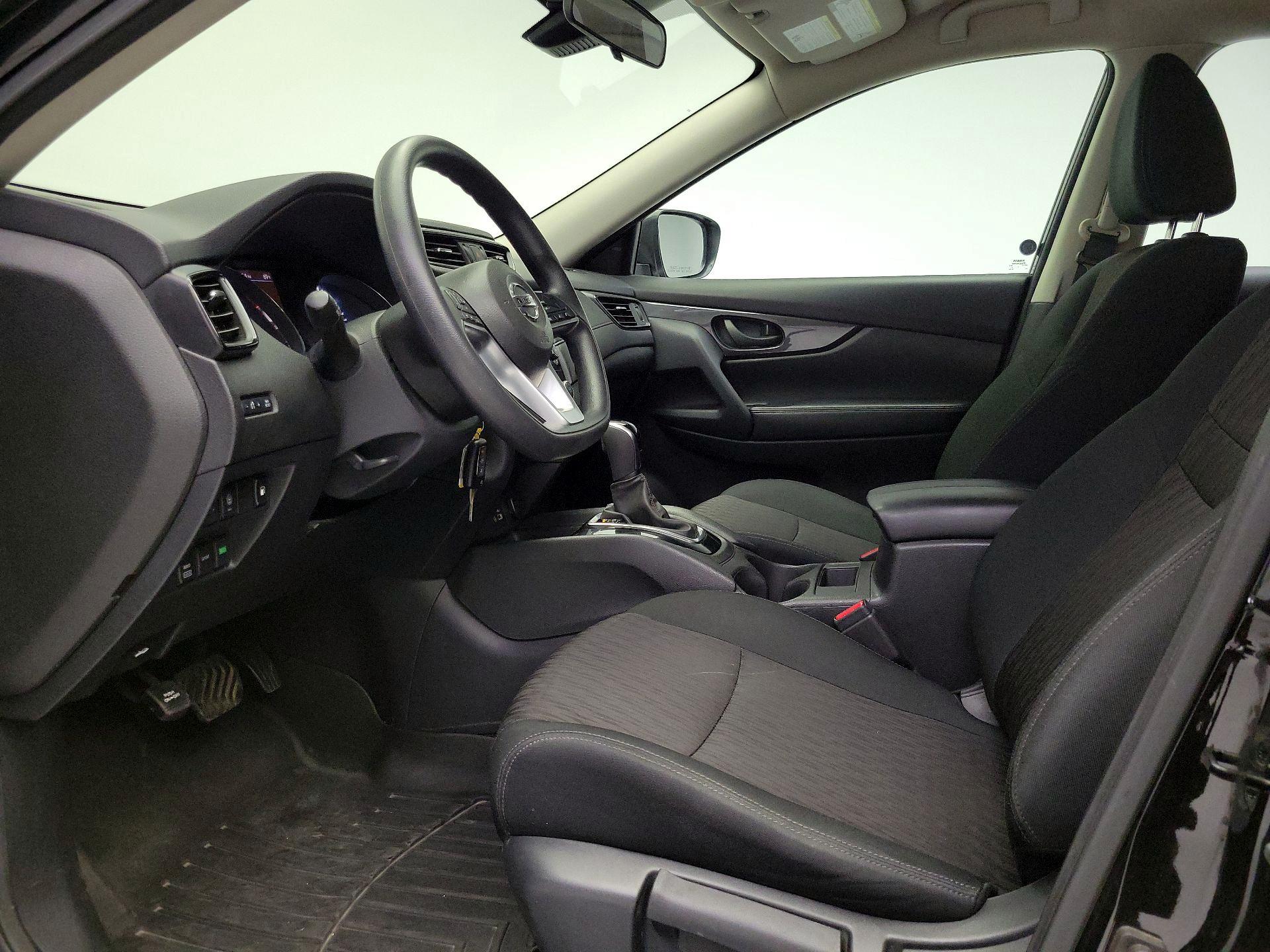 Thumbnail: 2020 Nissan Rogue - 11