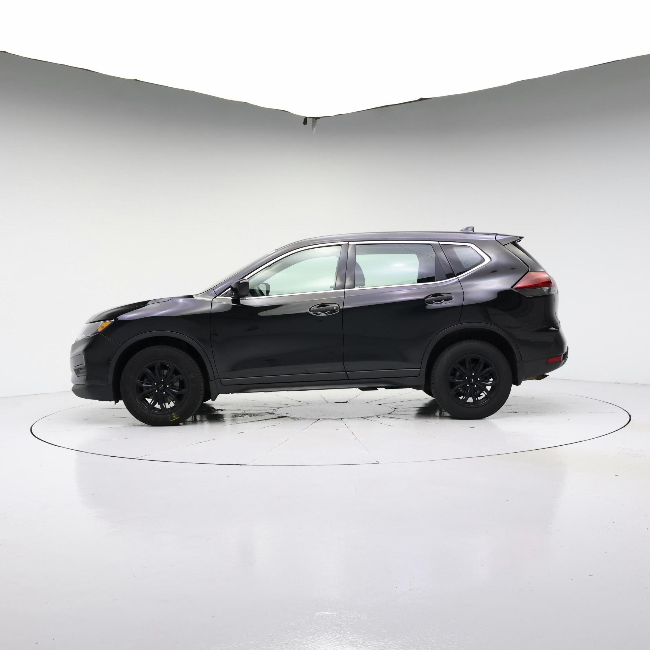 Thumbnail: 2020 Nissan Rogue - 3